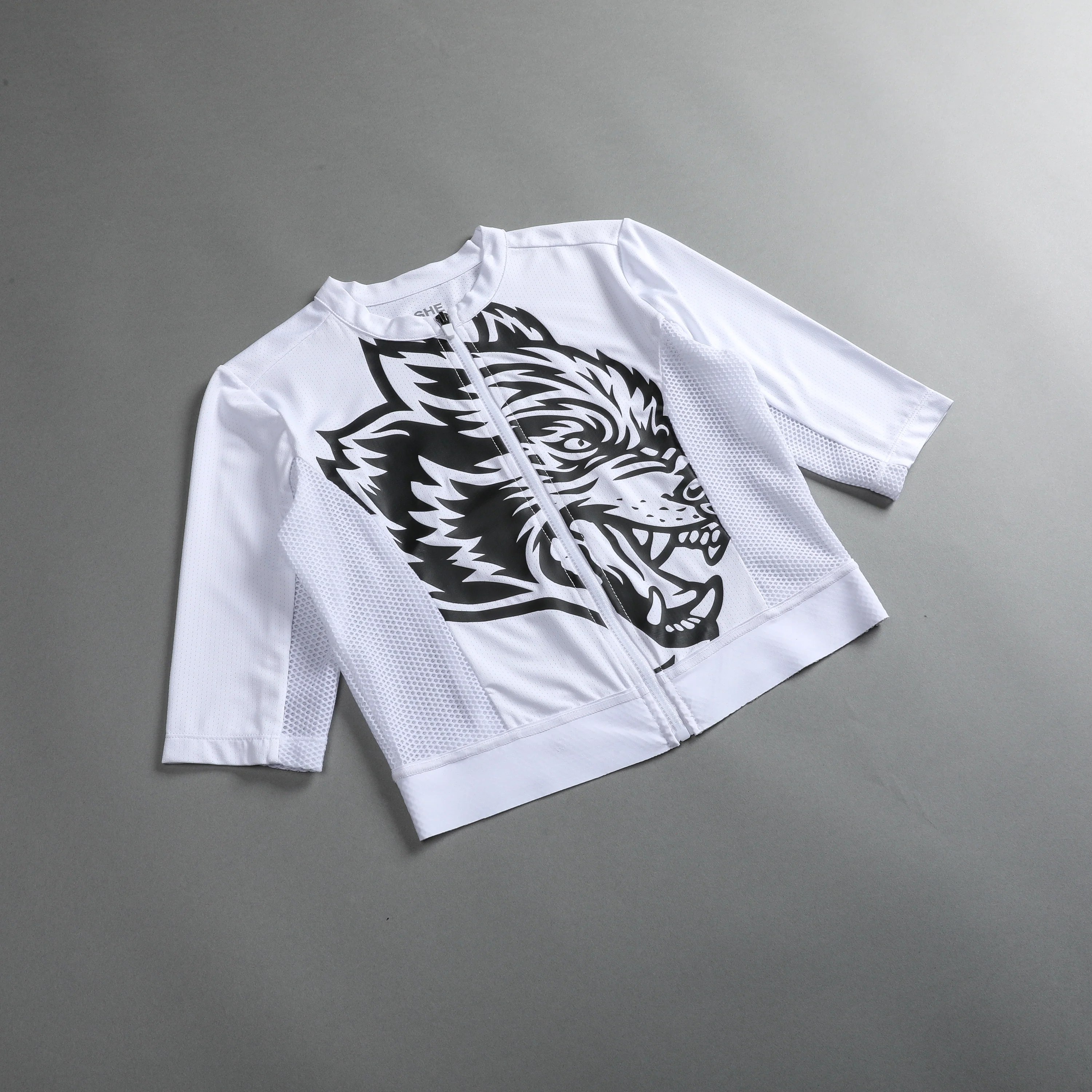 Big Wolf She Cycling Jersey in White - Image 8