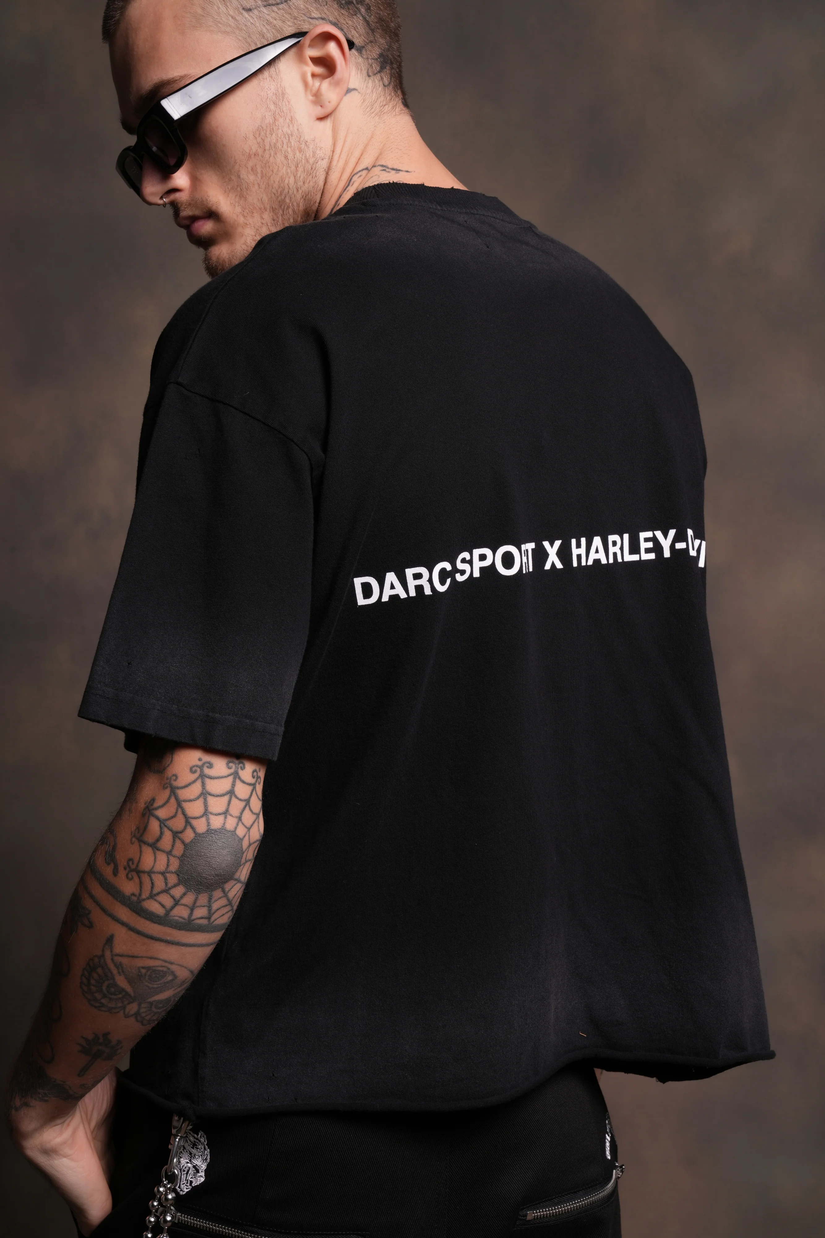 Born From Fire Distressed Grunge Mid-Length Raw Hem Tee in Black Drift Wash - Image 6