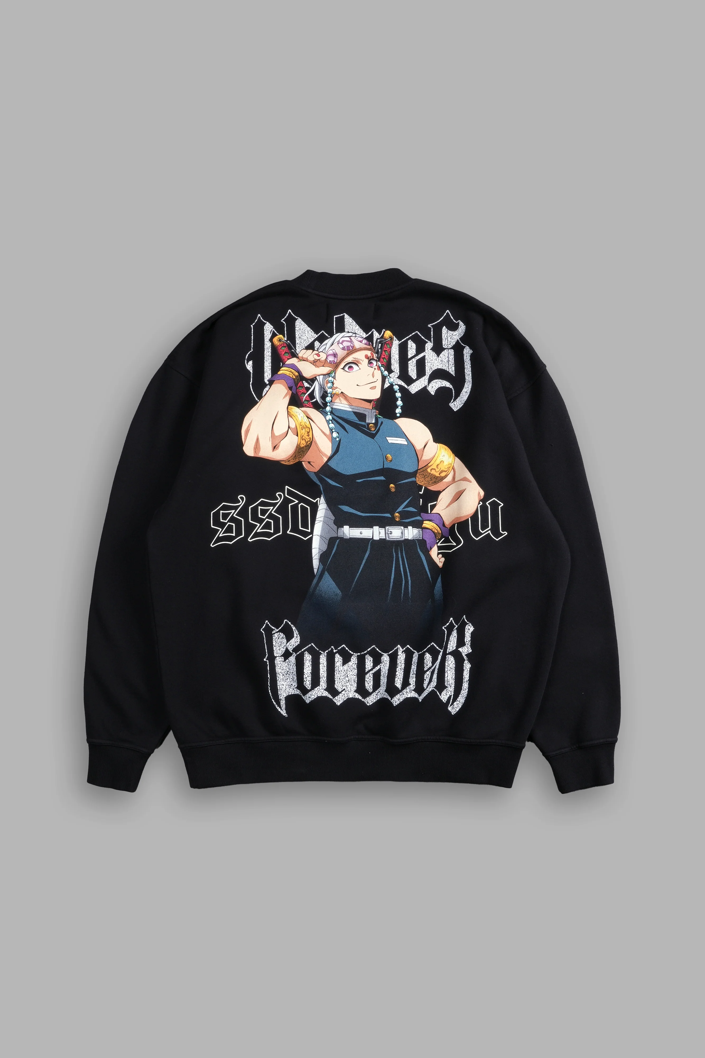 Breath Of Wolves London Crewneck in Black