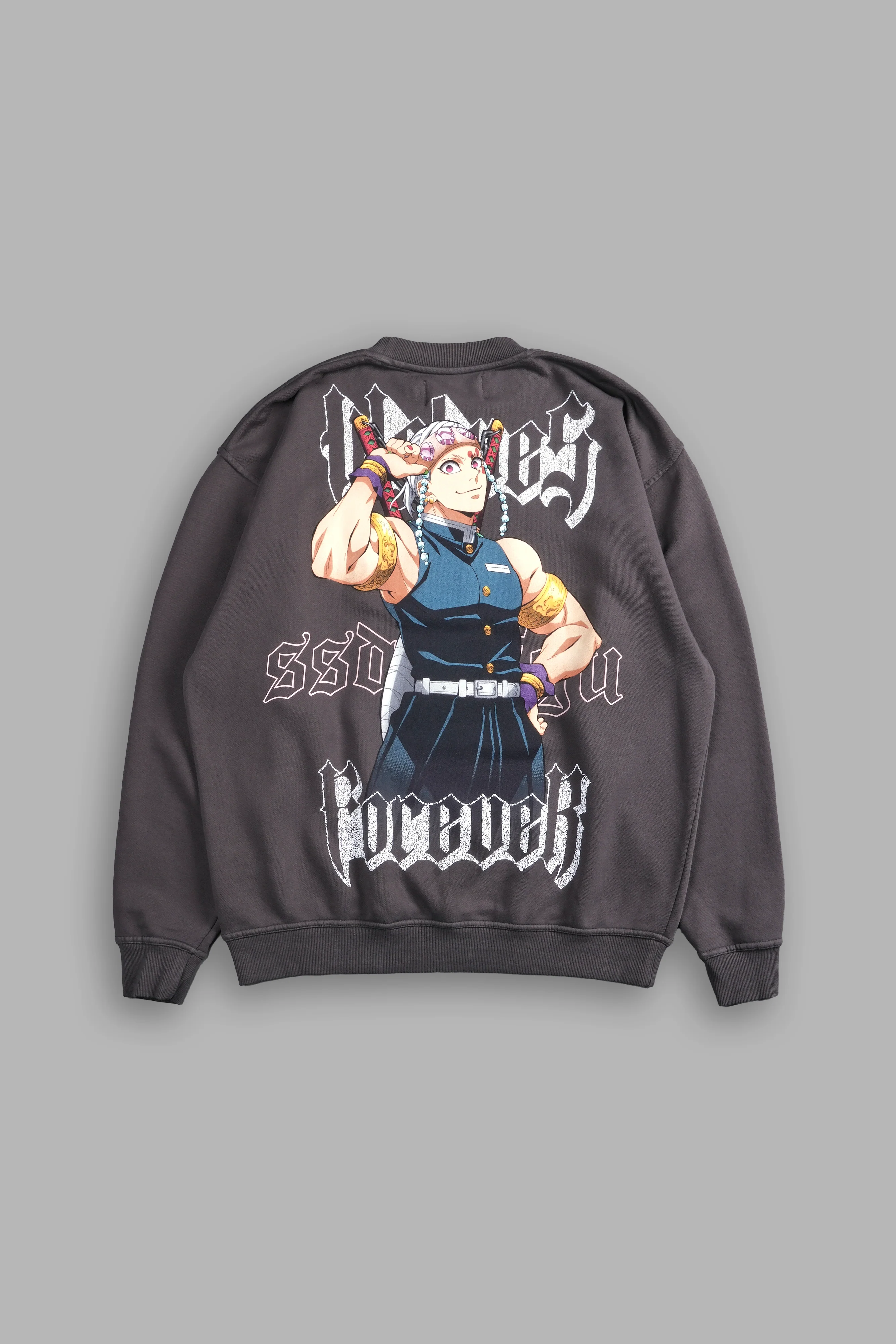 Breath Of Wolves London Crewneck in Wolf Gray