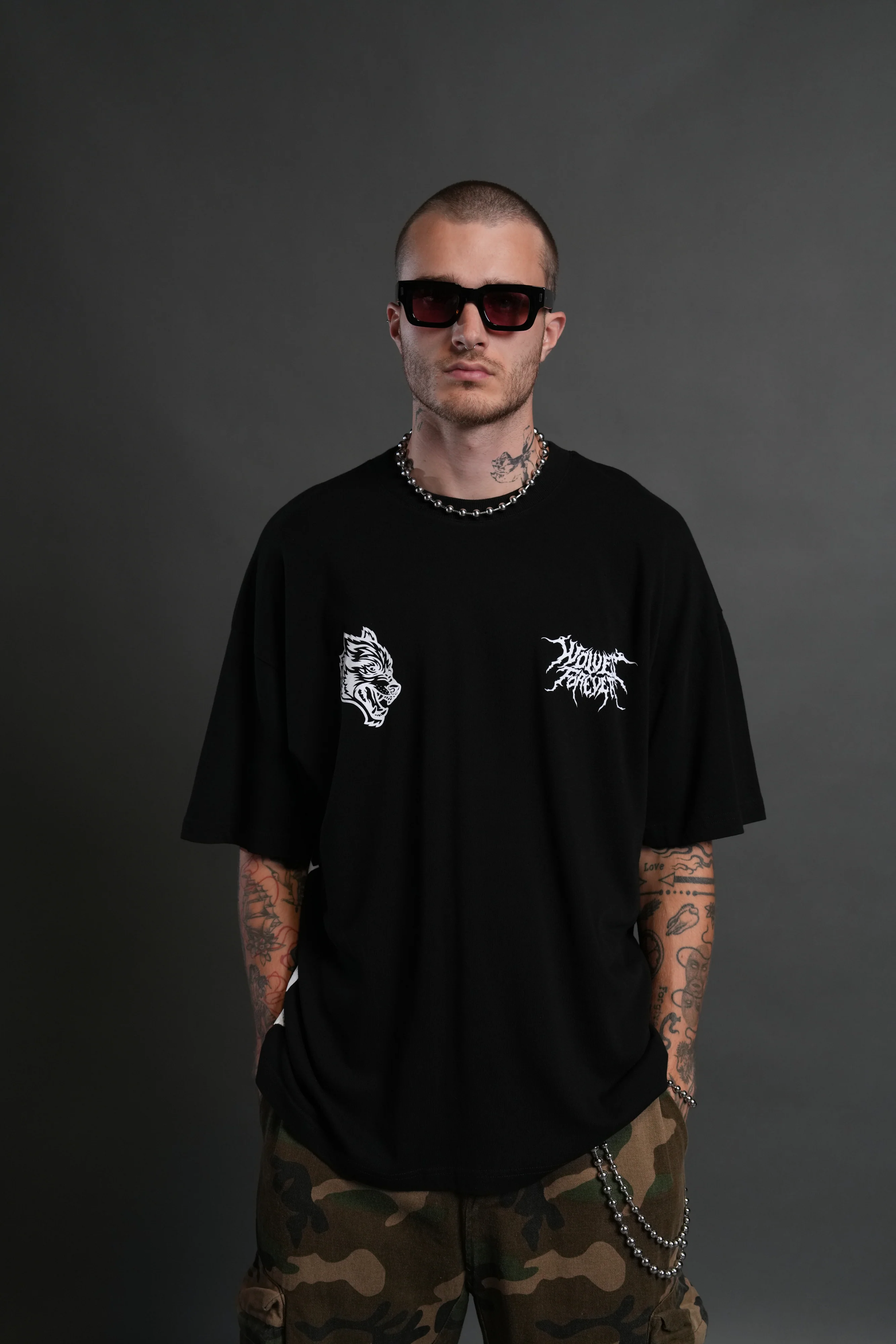 Cha Hae-In "Side By Side" Series Premium Oversized Tee in Black - Image 2