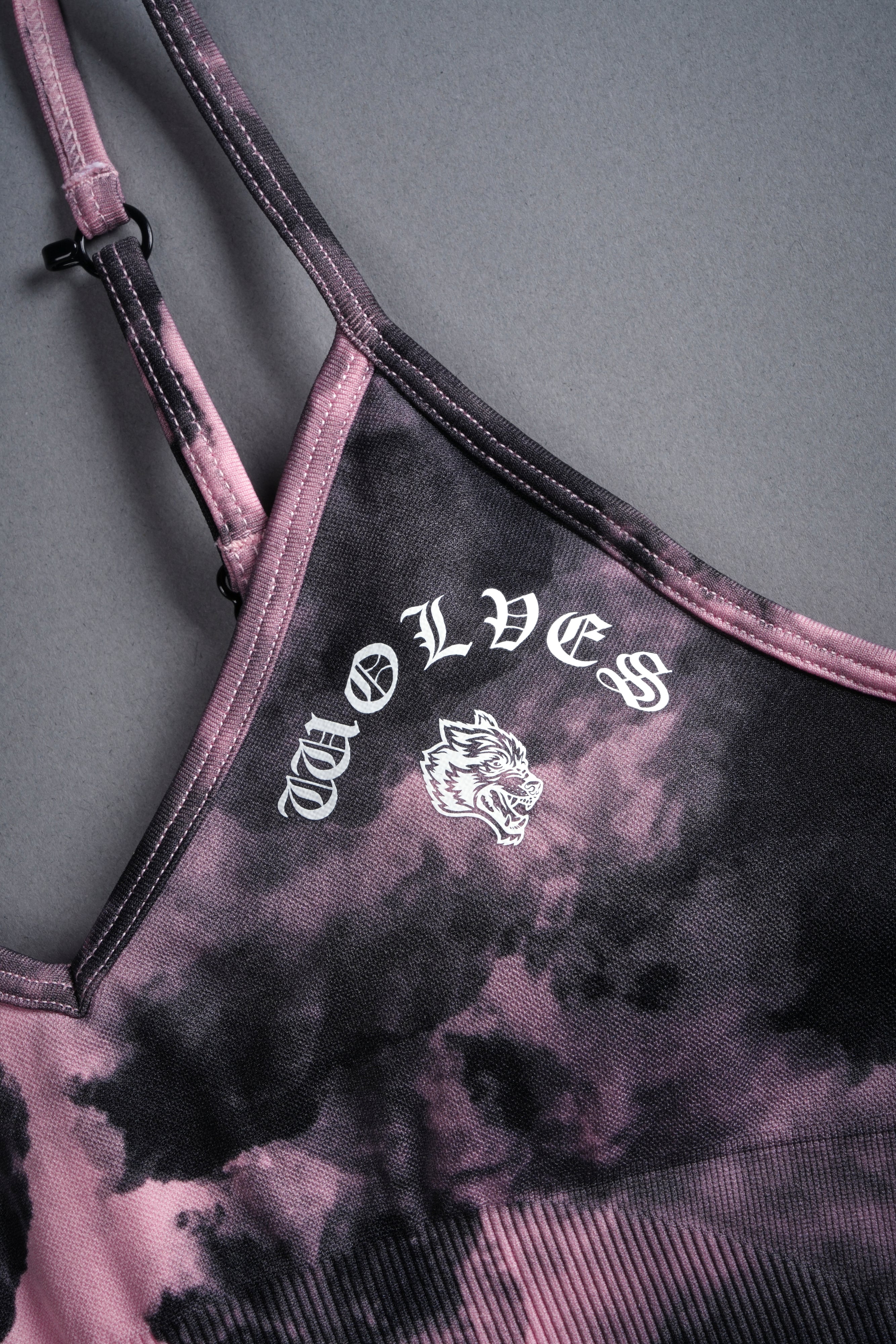 Chopper V2 "Everson Seamless" Sports Bra in Cherry Blossom Ghost Clouds - Image 8