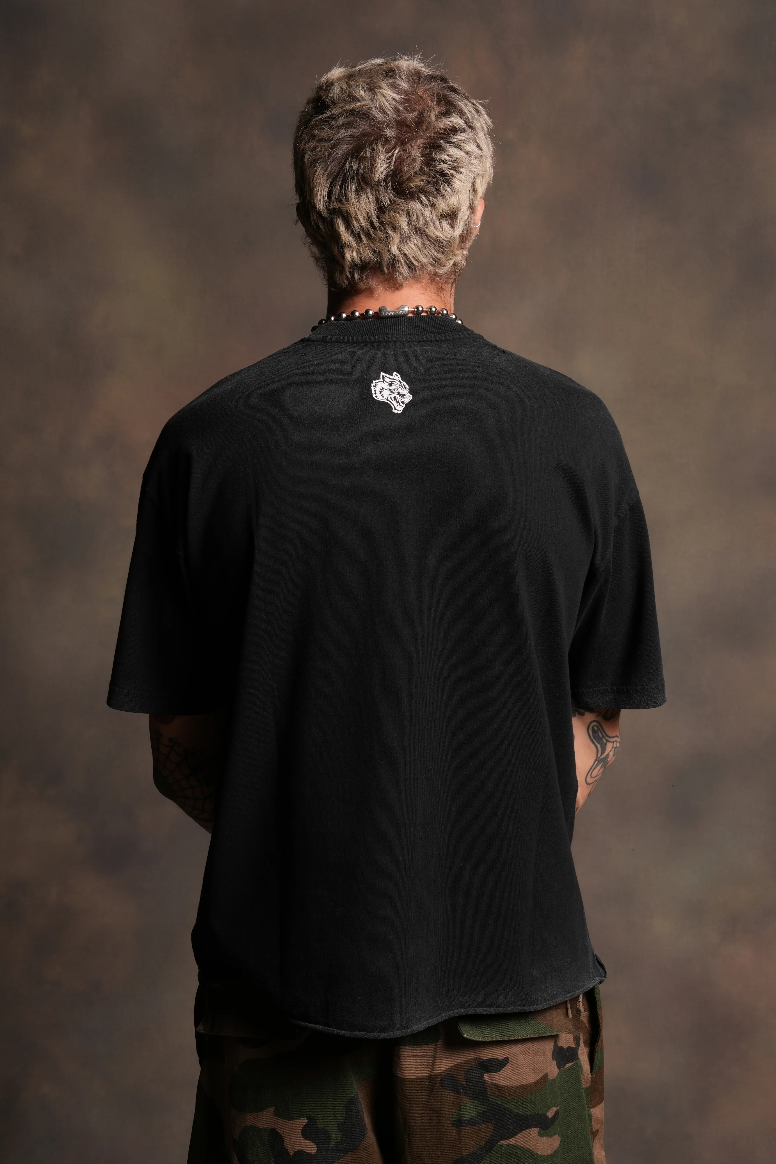 Darc Blossom Distressed Grunge Mid Length Raw Hem Tee in Washed Black - Image 2