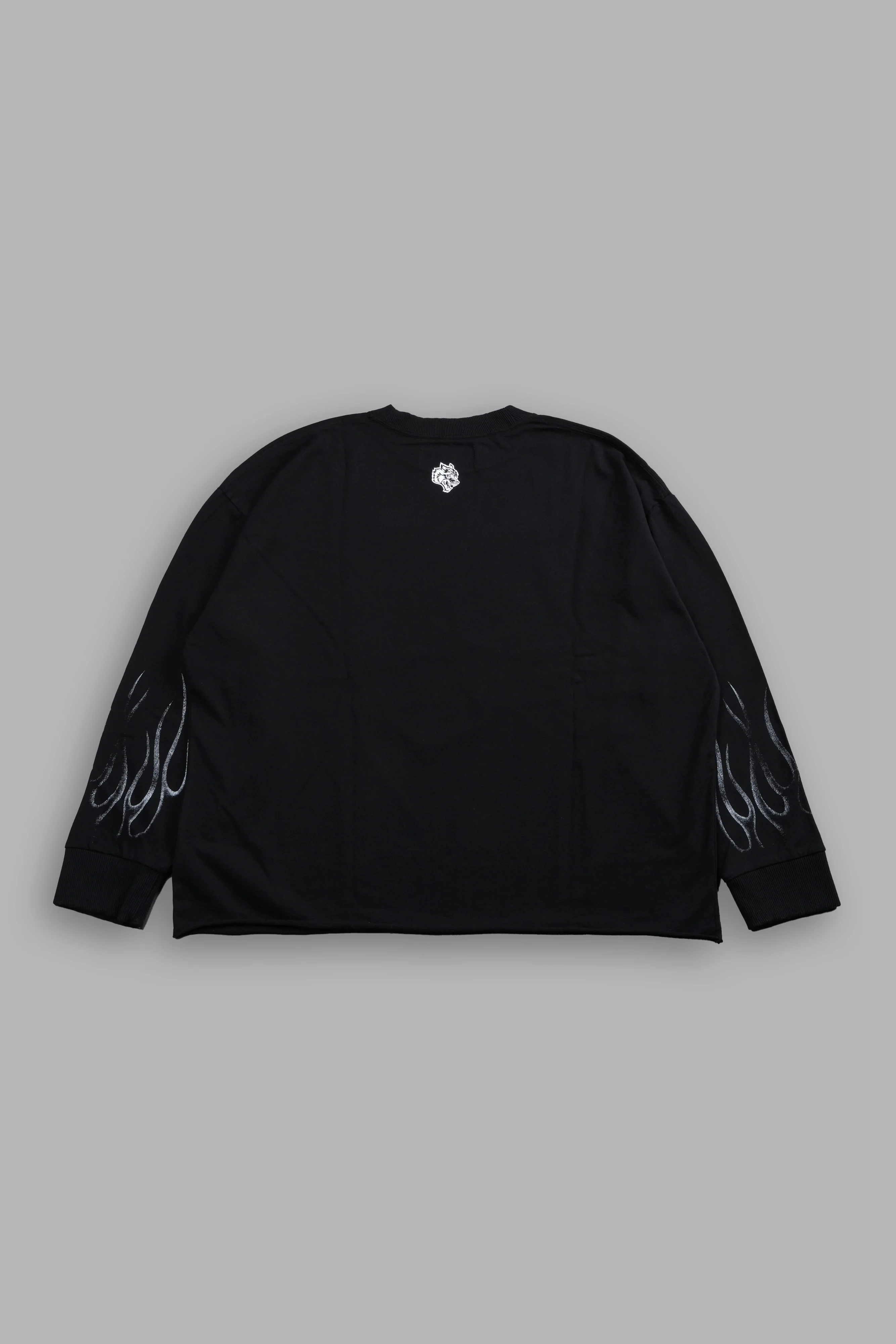 Darc Blossom Grunge Mid Length Raw Hem Ls Tee in Black - Image 2