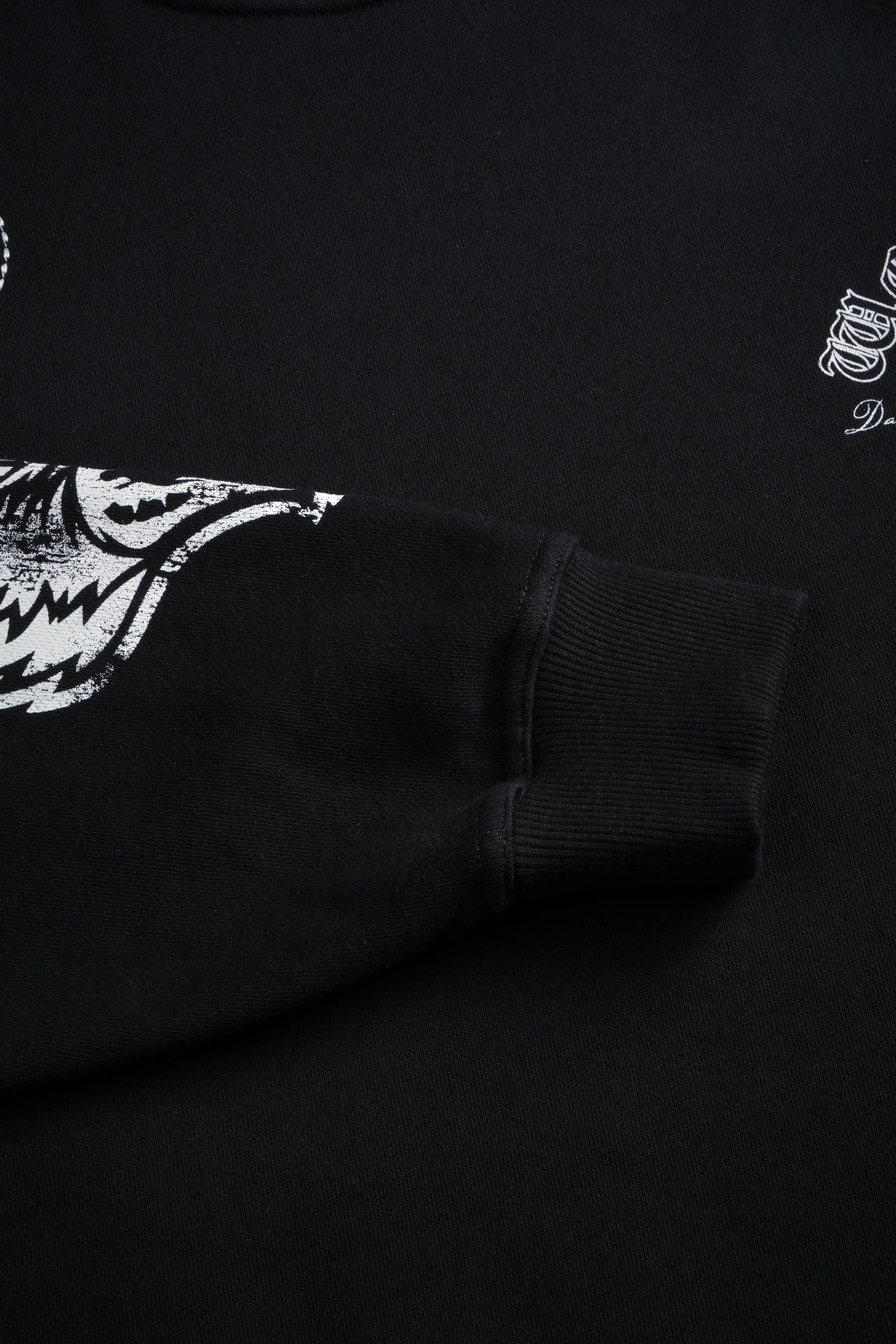 Darc Clouds London Crewneck in Black - Image 12