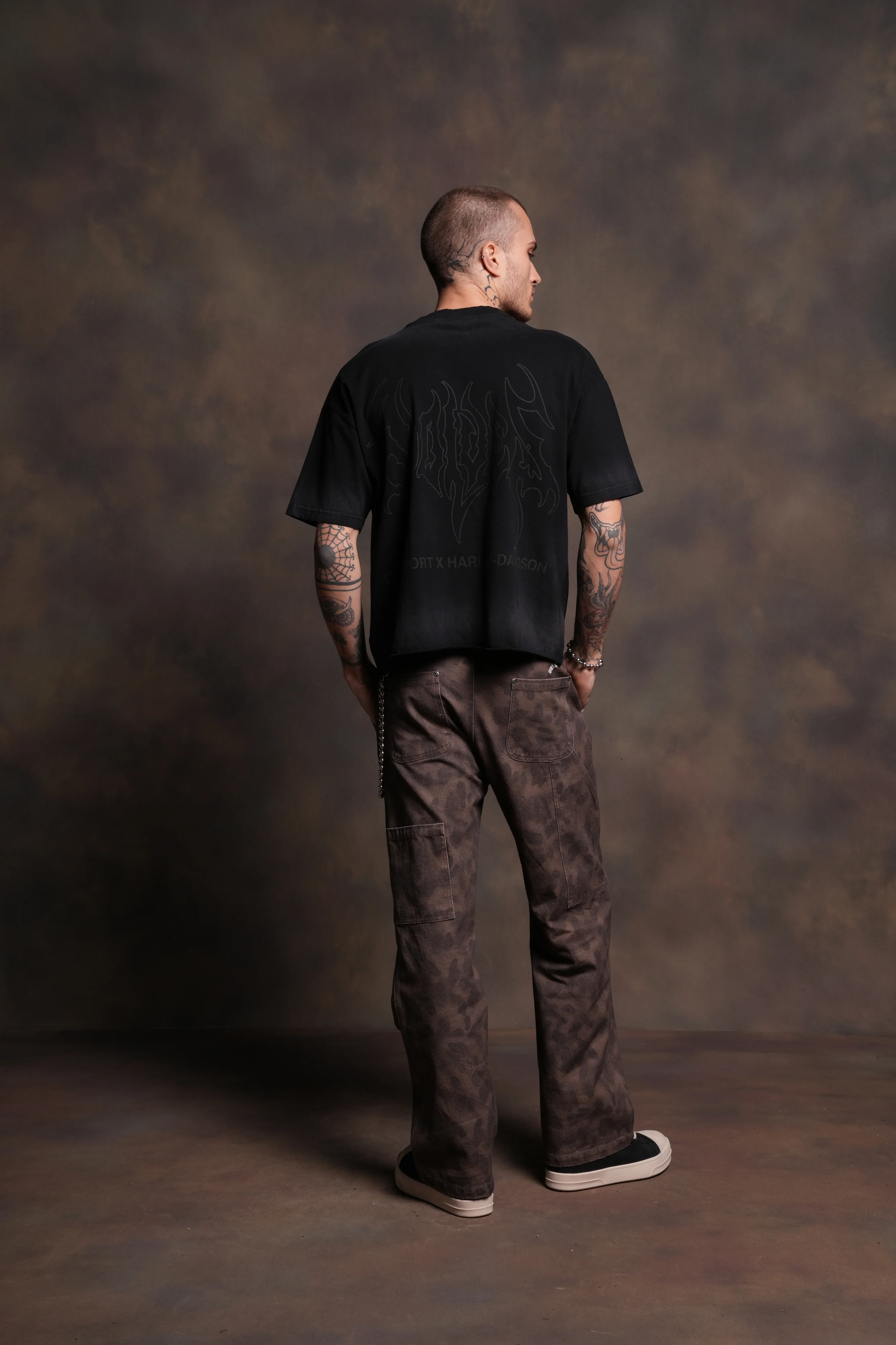 Darc Eagle Distressed Grunge Mid-Length Raw Hem Tee in Black Drift Wash - Image 6