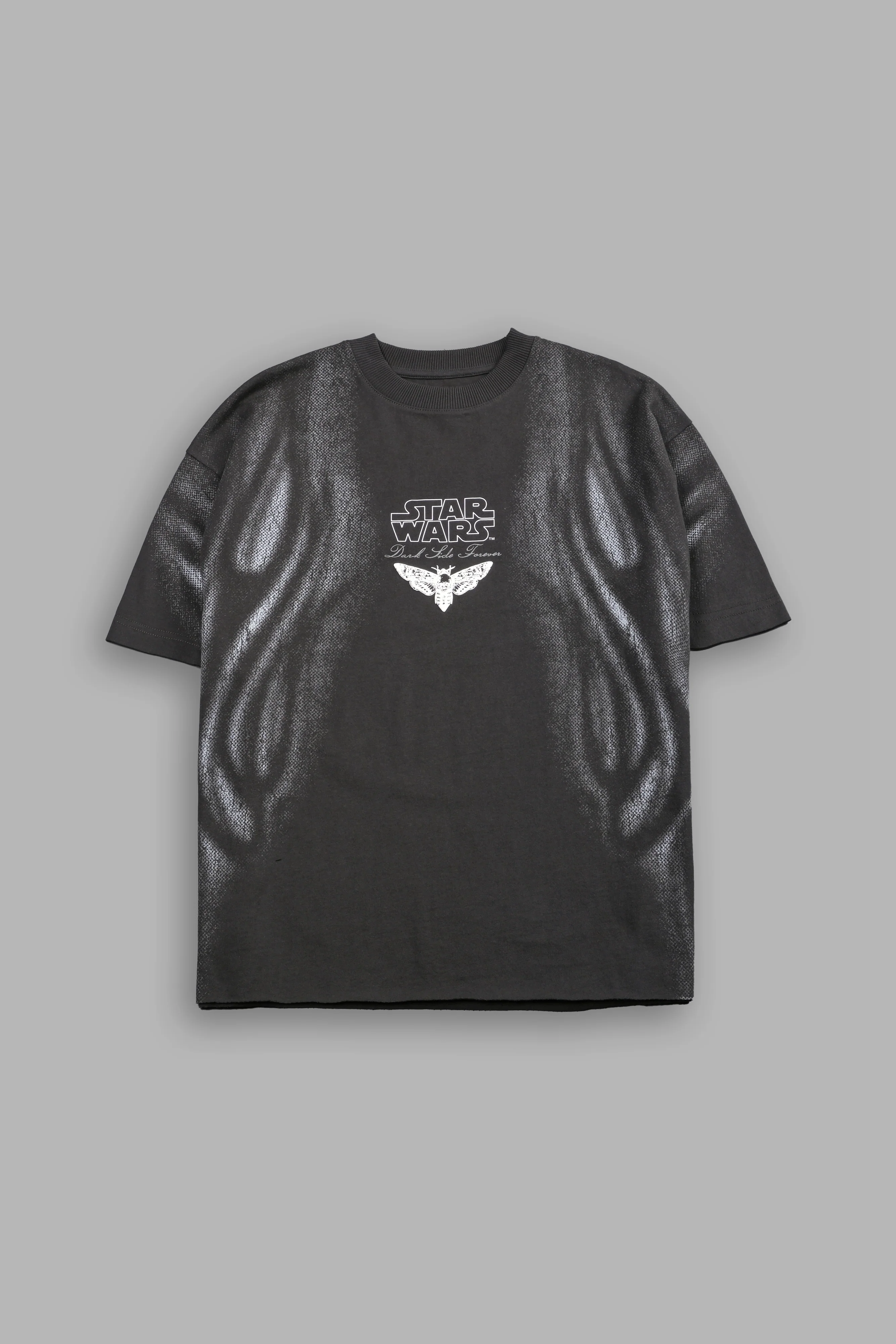 Dark Flame Grunge Mid Length Raw Hem Tee in Wolf Gray