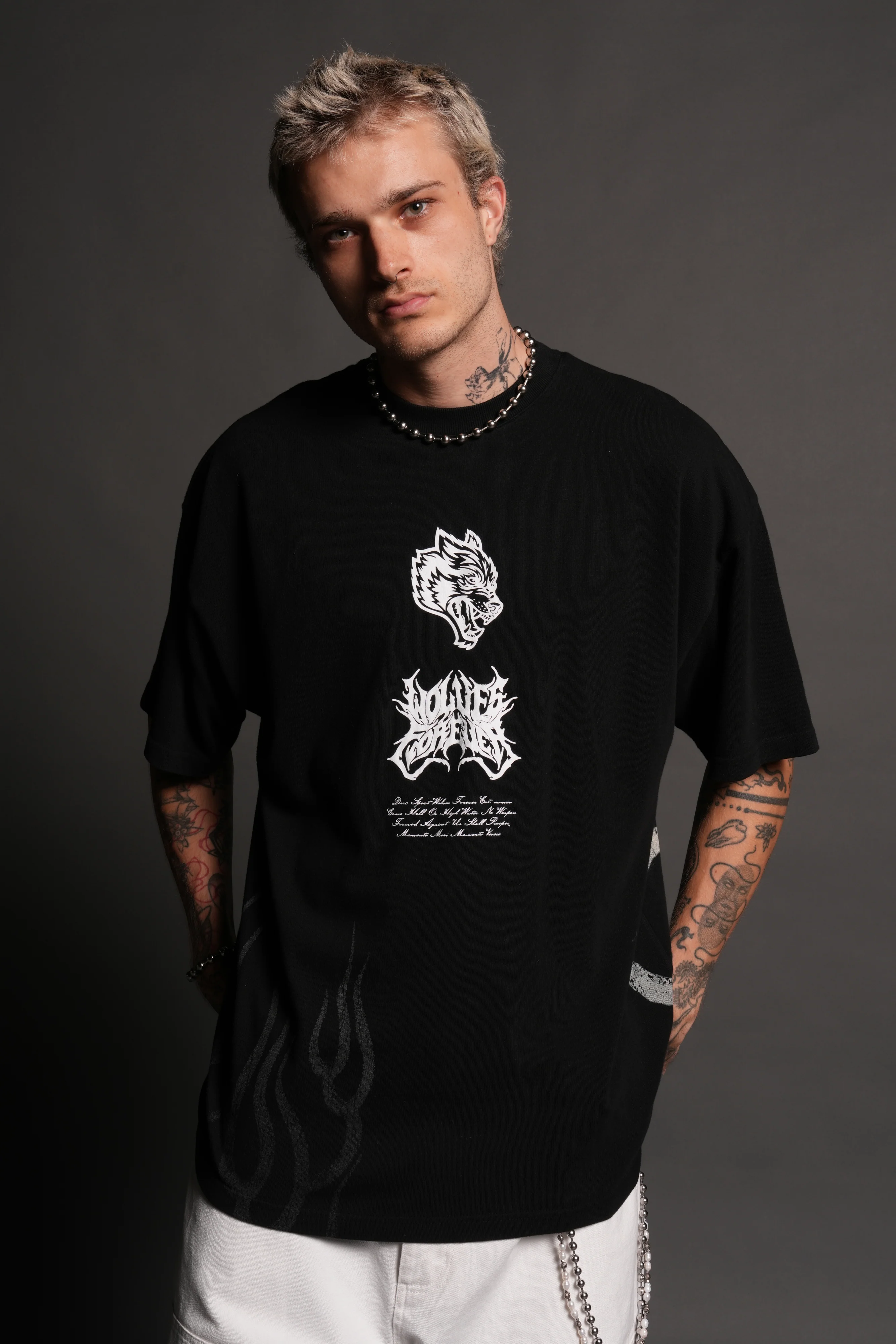 Deidara Premium Oversized Tee in Black - Image 3