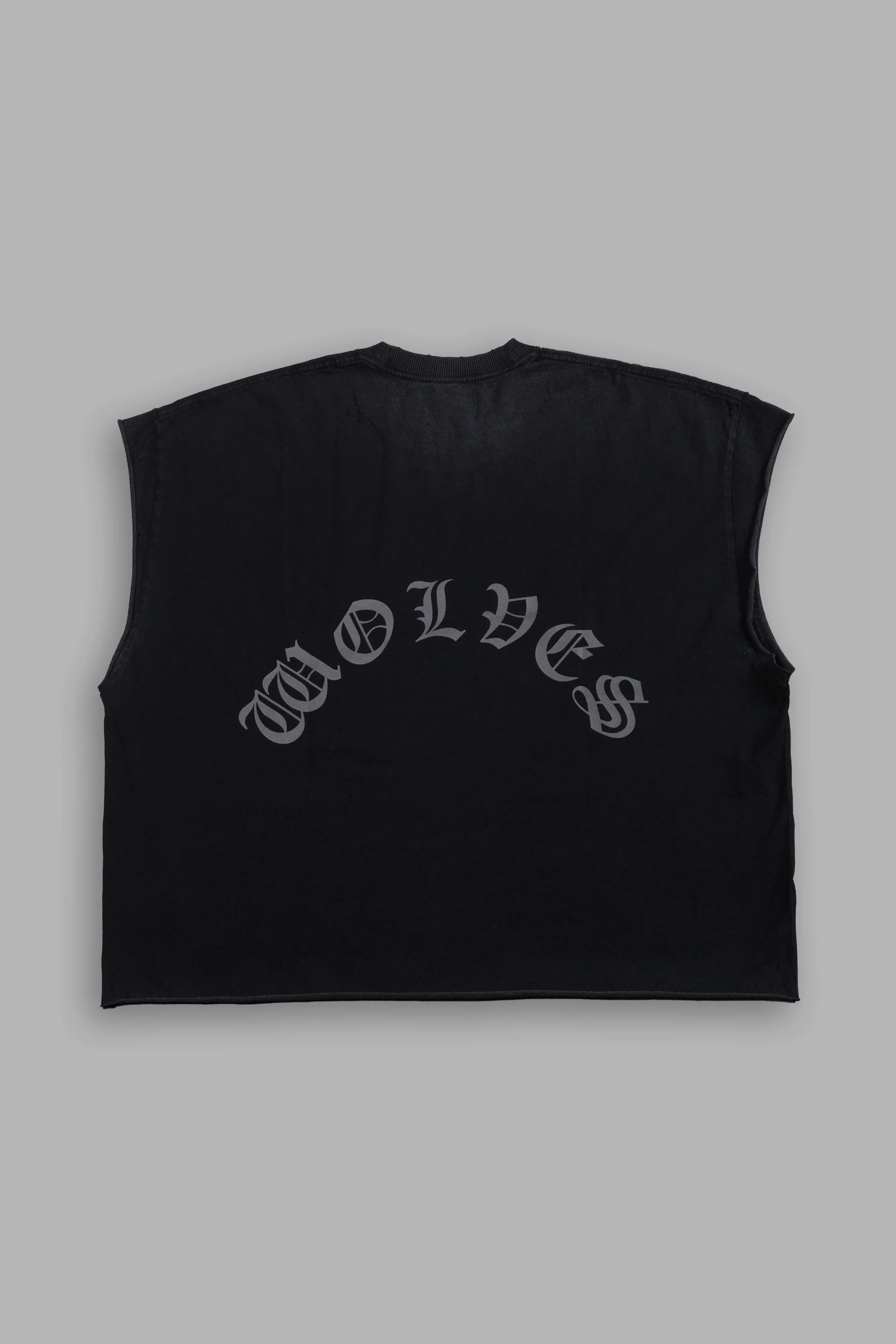DSVD Legacy Distressed Grunge Cut-Off Mid-Length Raw Hem Tee in Black - Image 3