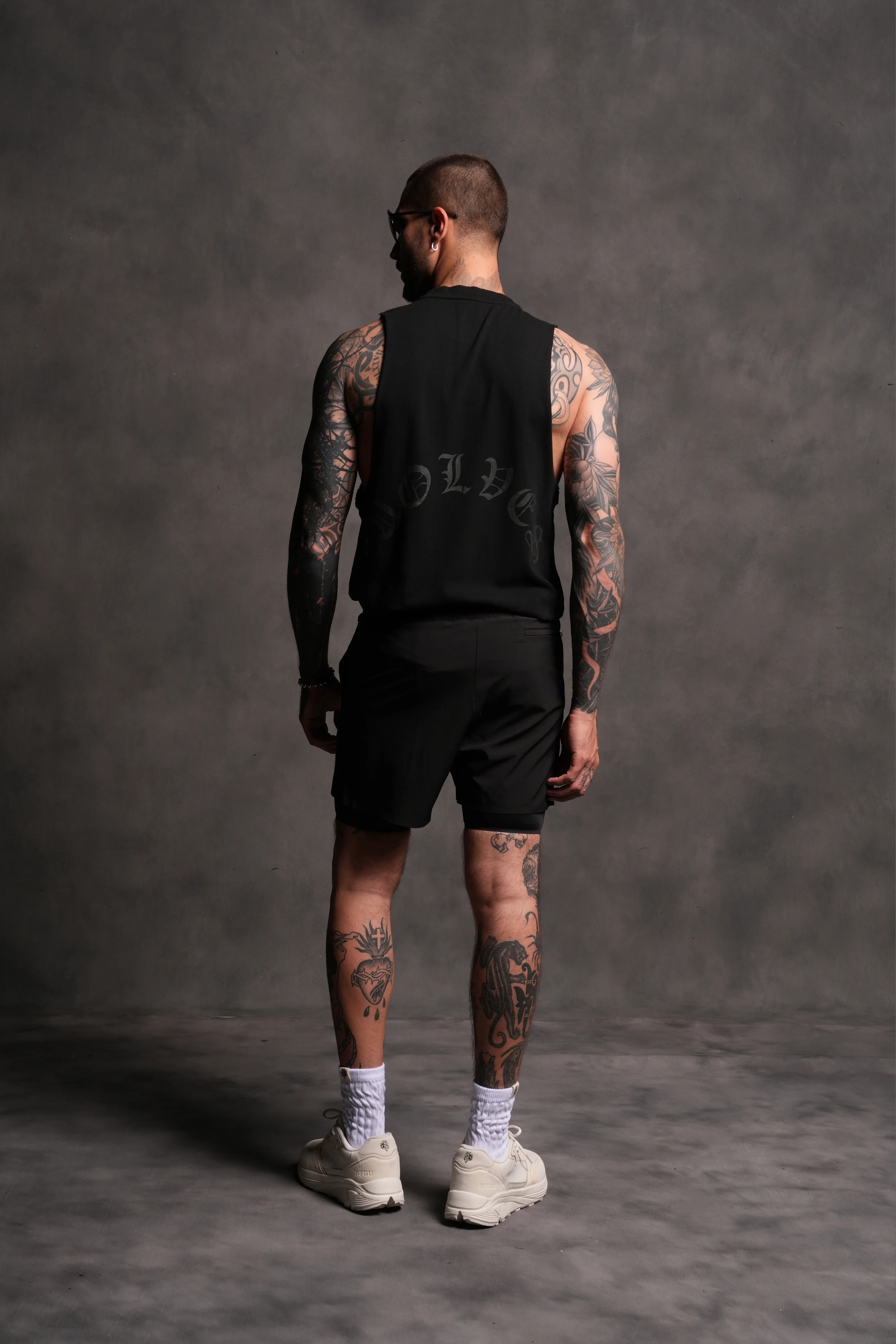 Dual Compression Shorts in Black - Image 7