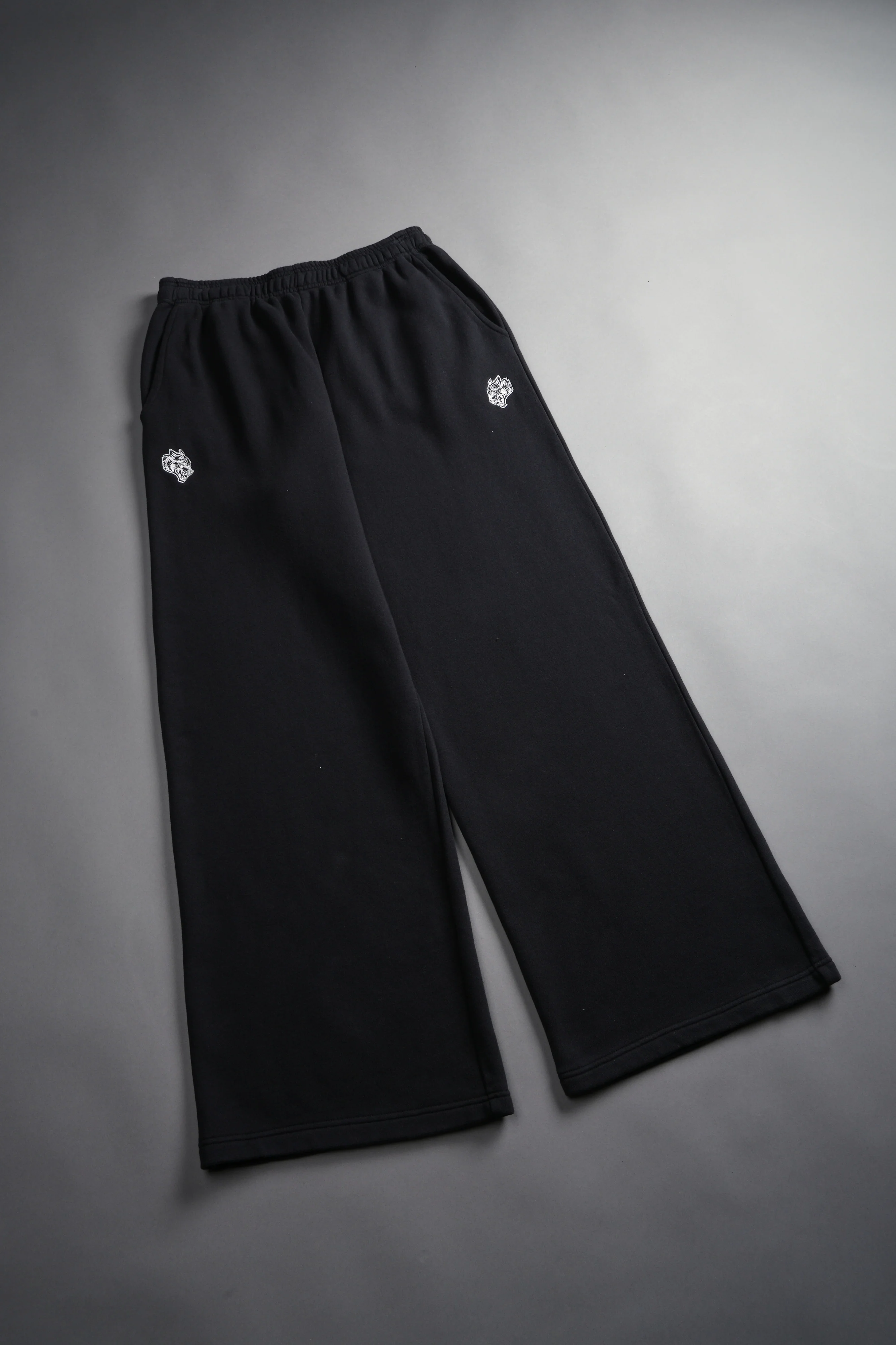Dual Lennox Sweat Pants in Black - Image 5