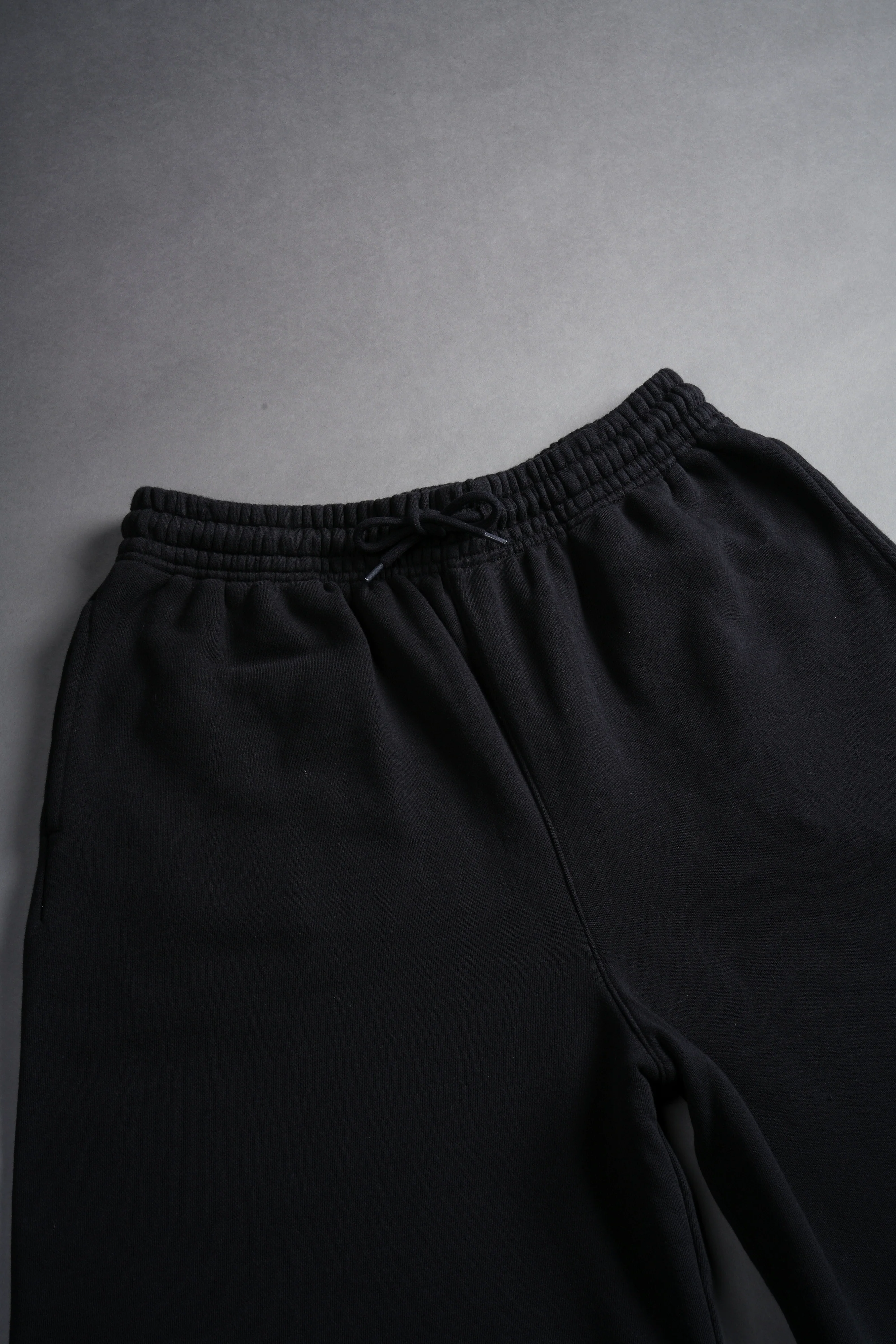 Dual Oversized Osiris Sweat Shorts in Black - Image 6