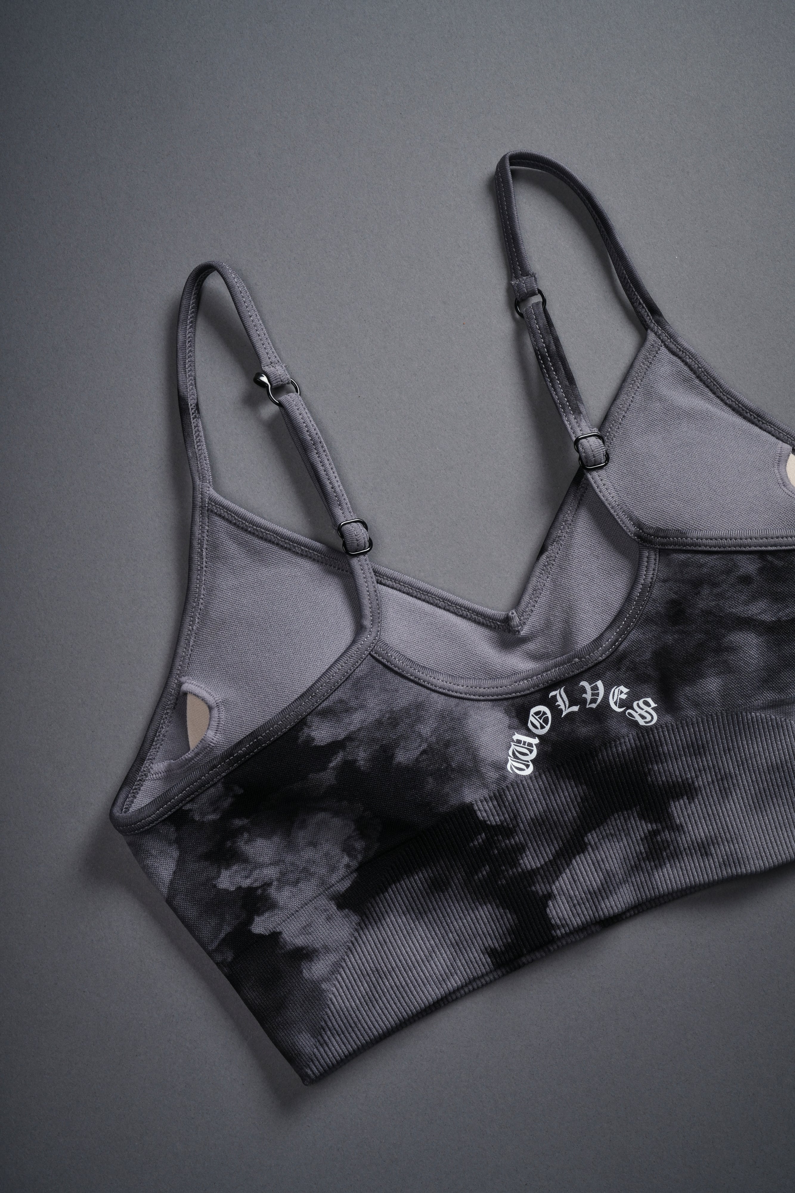 Dual Wolf Chopper "Everson Seamless" Sports Bra in Black Ghost Clouds - Image 9
