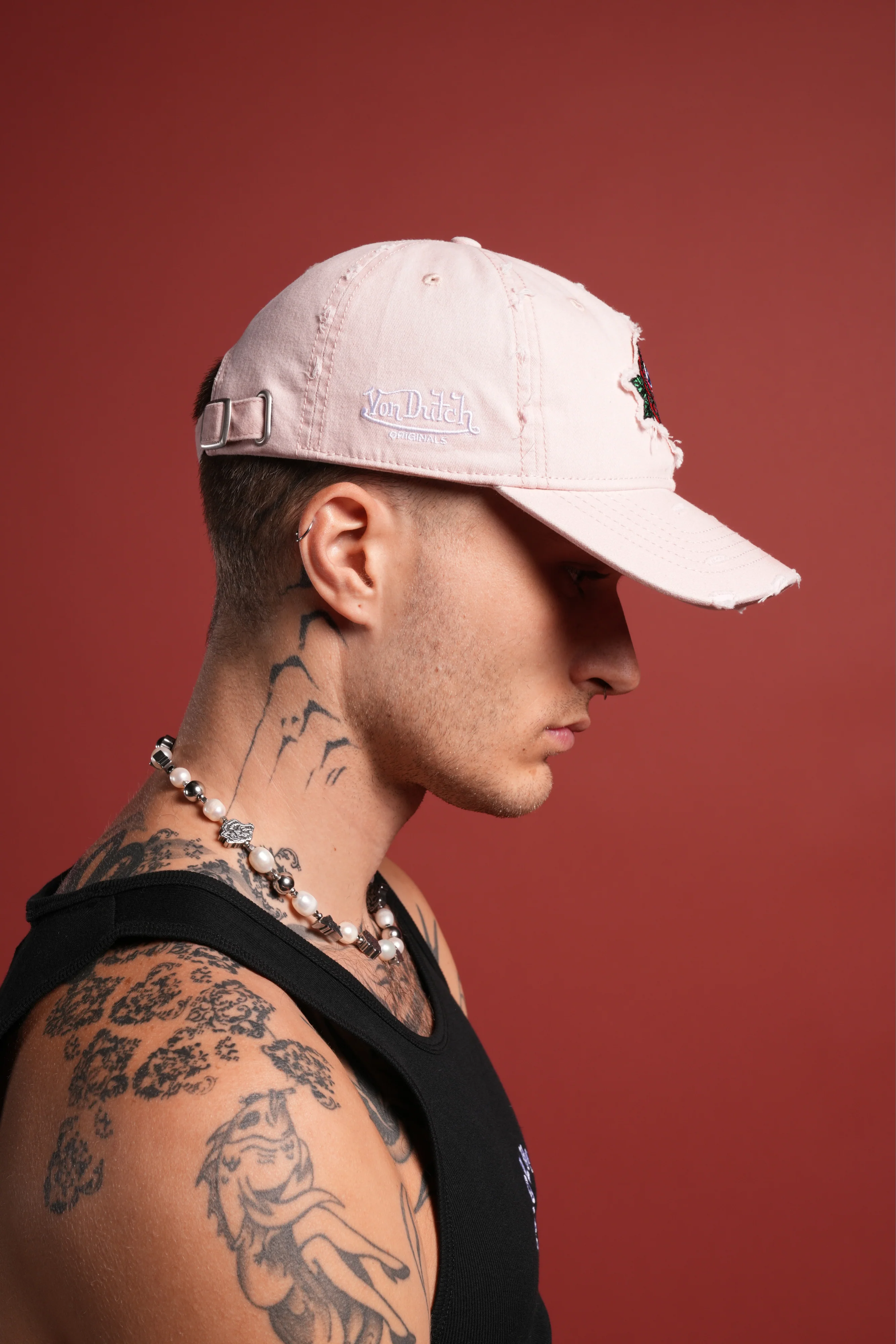 Eye of the Beholder Distressed Dad Hat in Washed Bubblegum - Image 7
