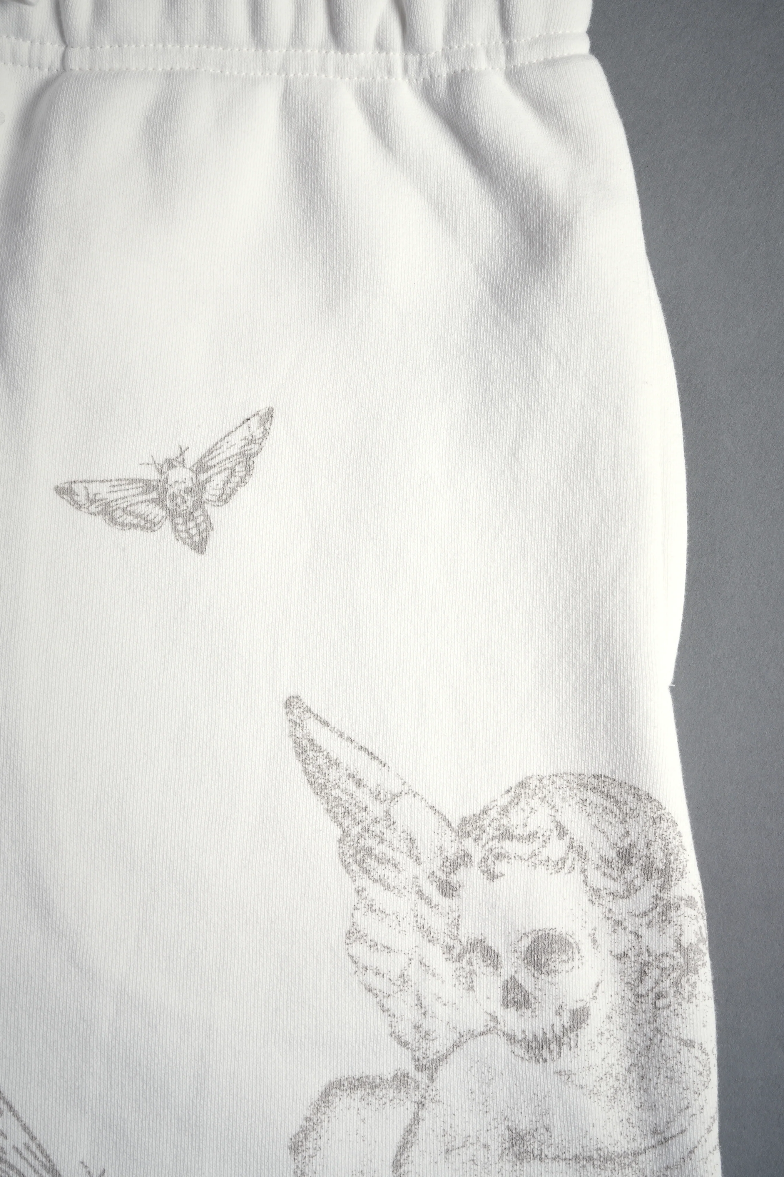 Fallen Cherub Oversized Post Lounge Sweat Shorts in Cream - Image 6