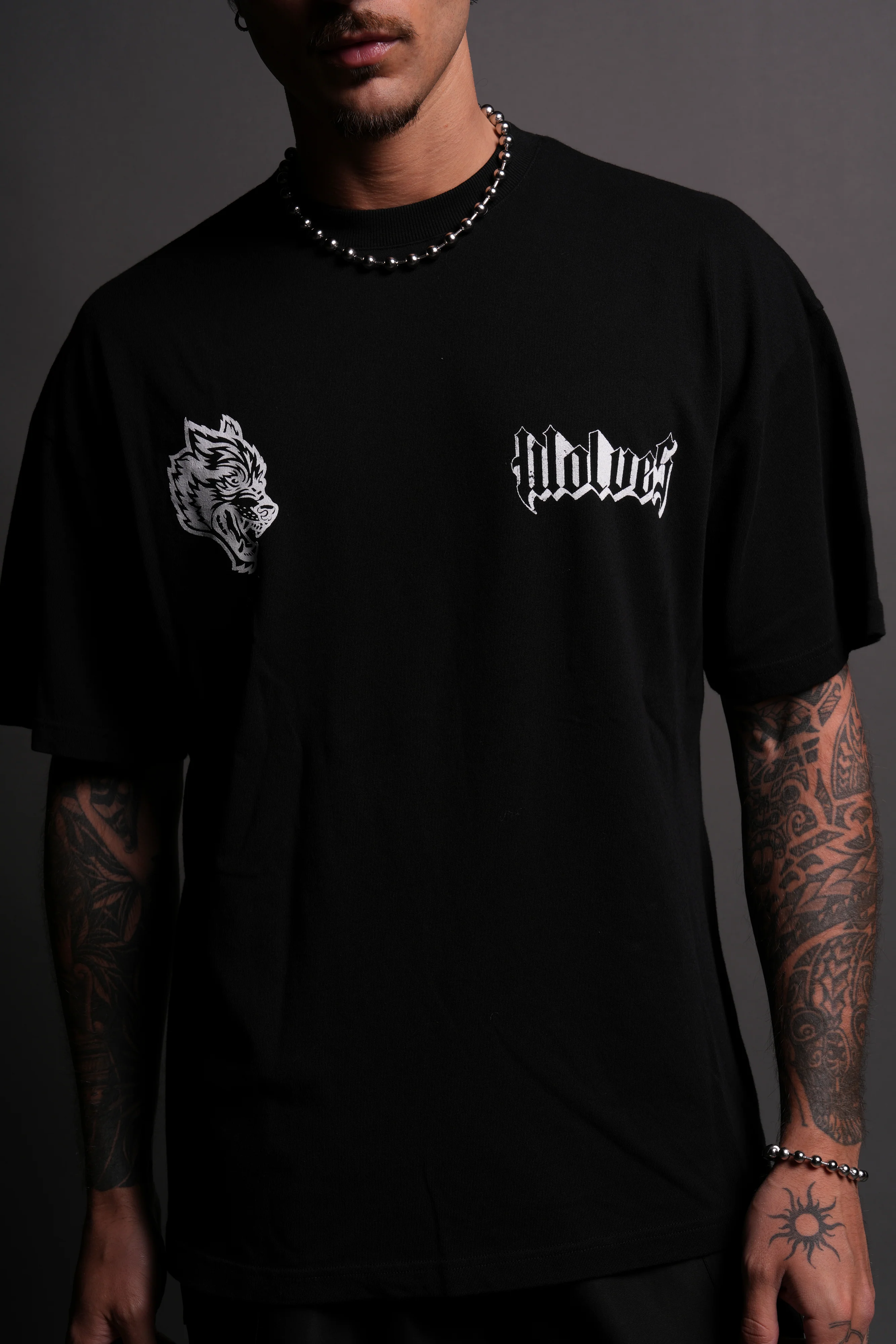 Falling "Premium" Oversized Tee in Black - Image 6