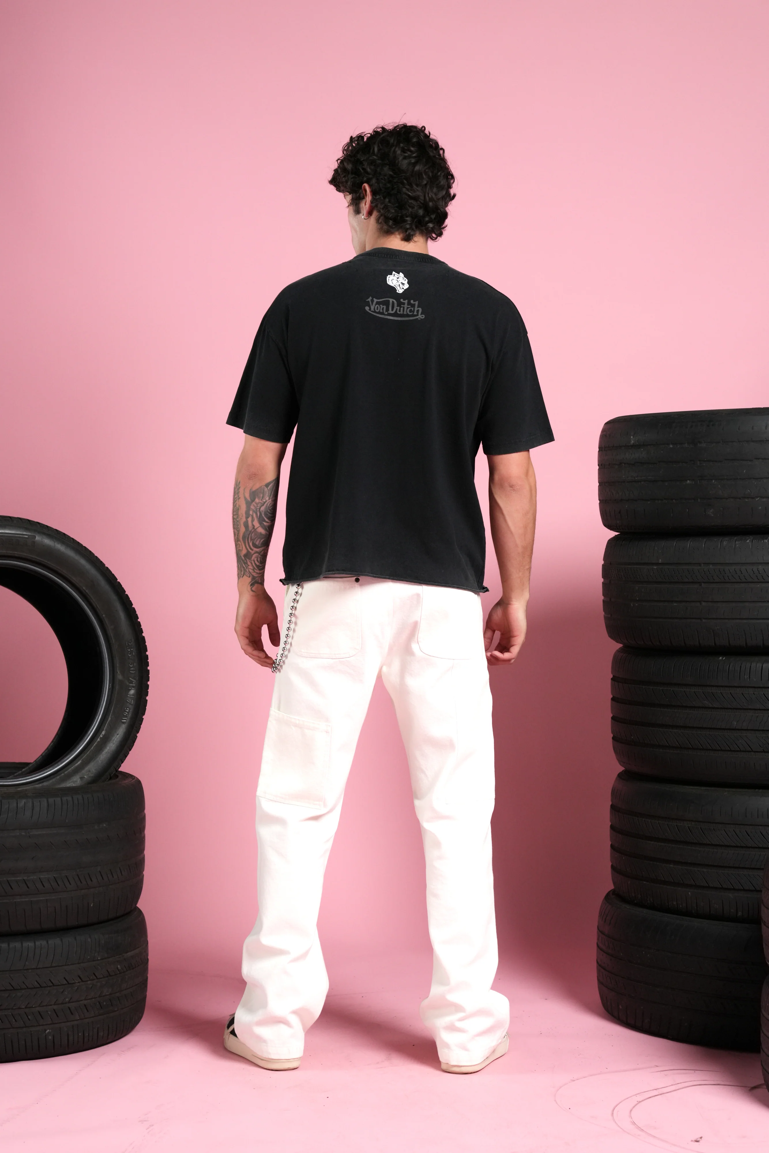 Flight Club Distressed Grunge Mid-Length Raw Hem Tee in Black - Image 6