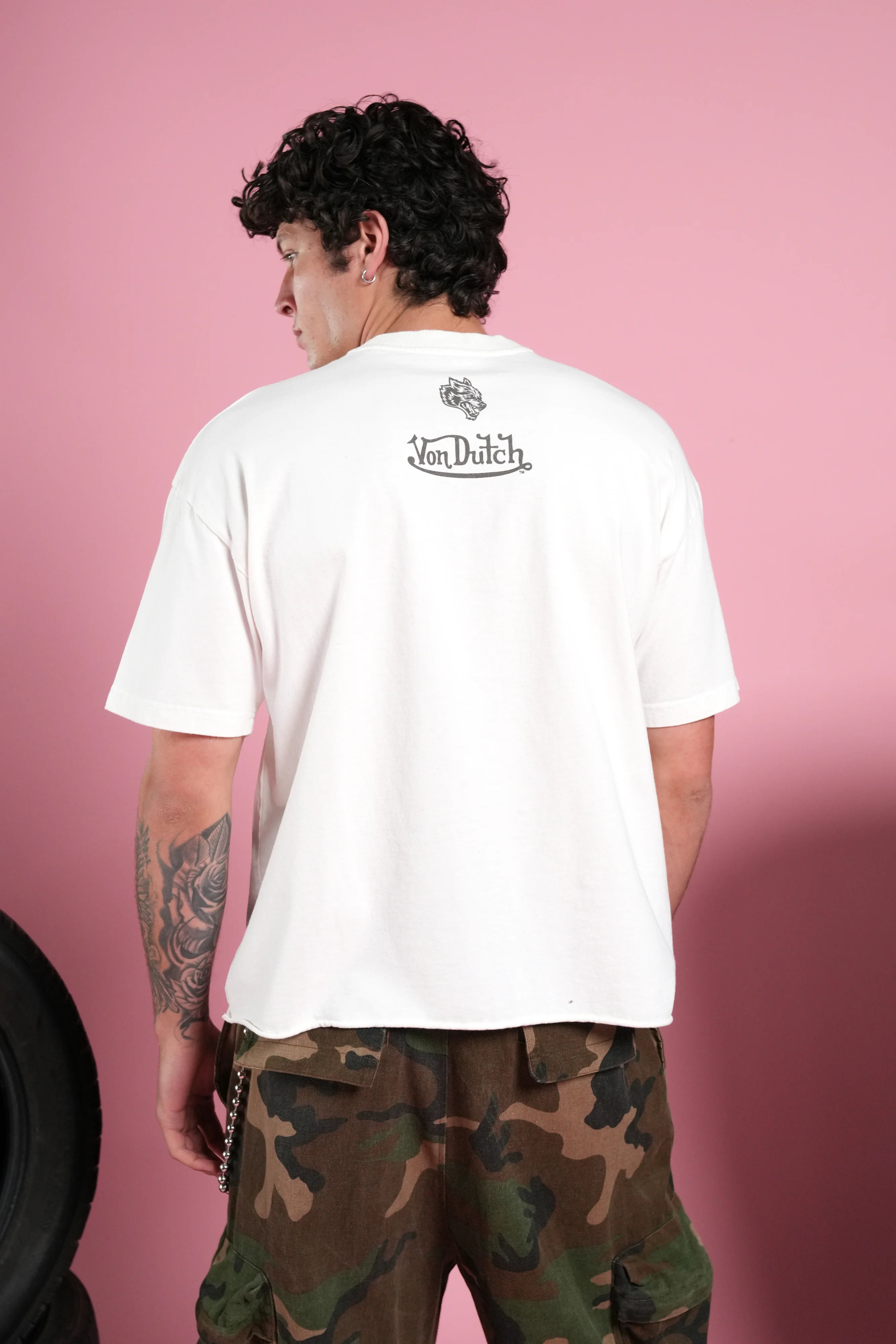 Flight Club V2 Grunge Mid Length Raw Hem Tee in Cream - Image 2