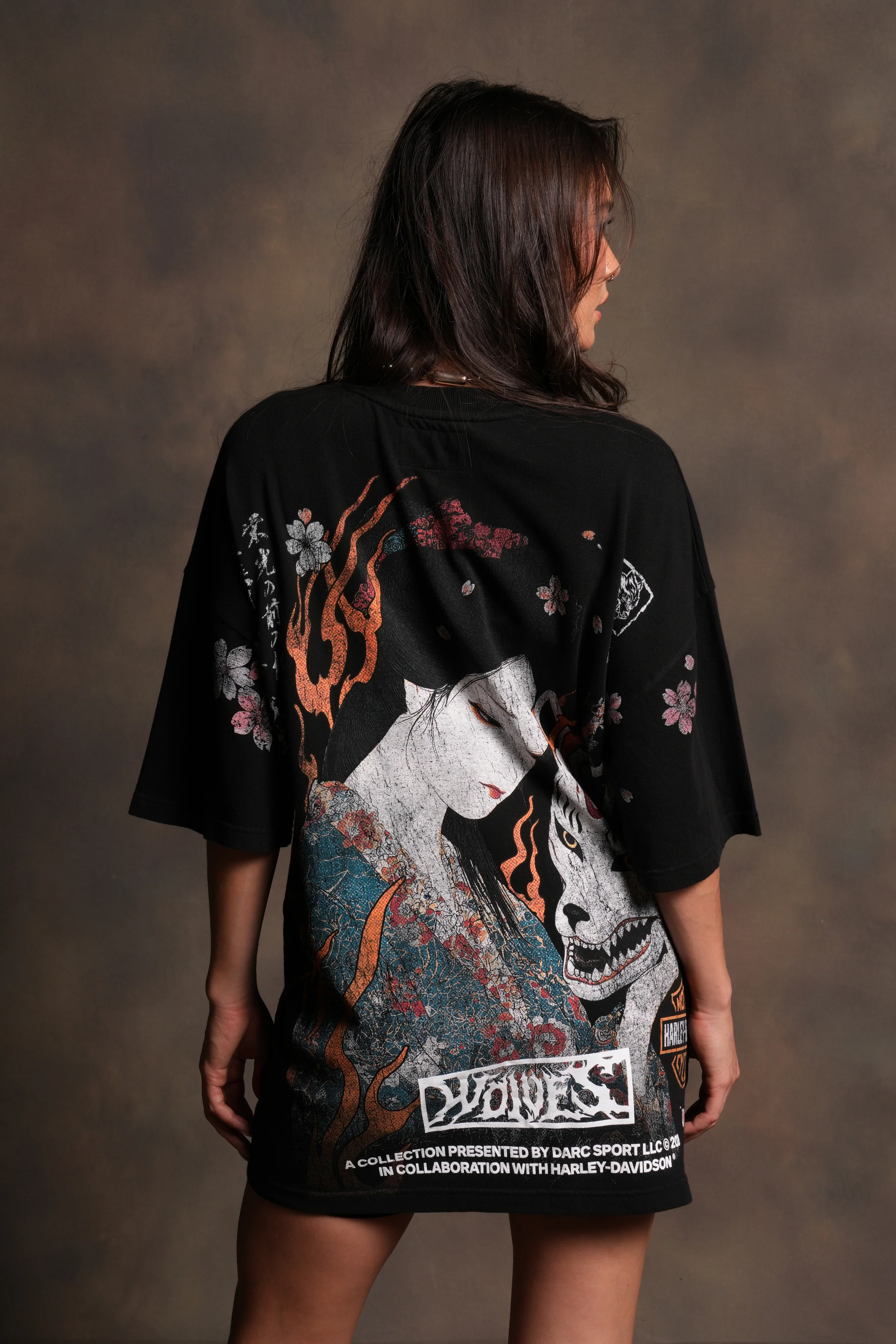 Geisha Inferno Side-By-Side Series Premium Tee in Black - Image 4