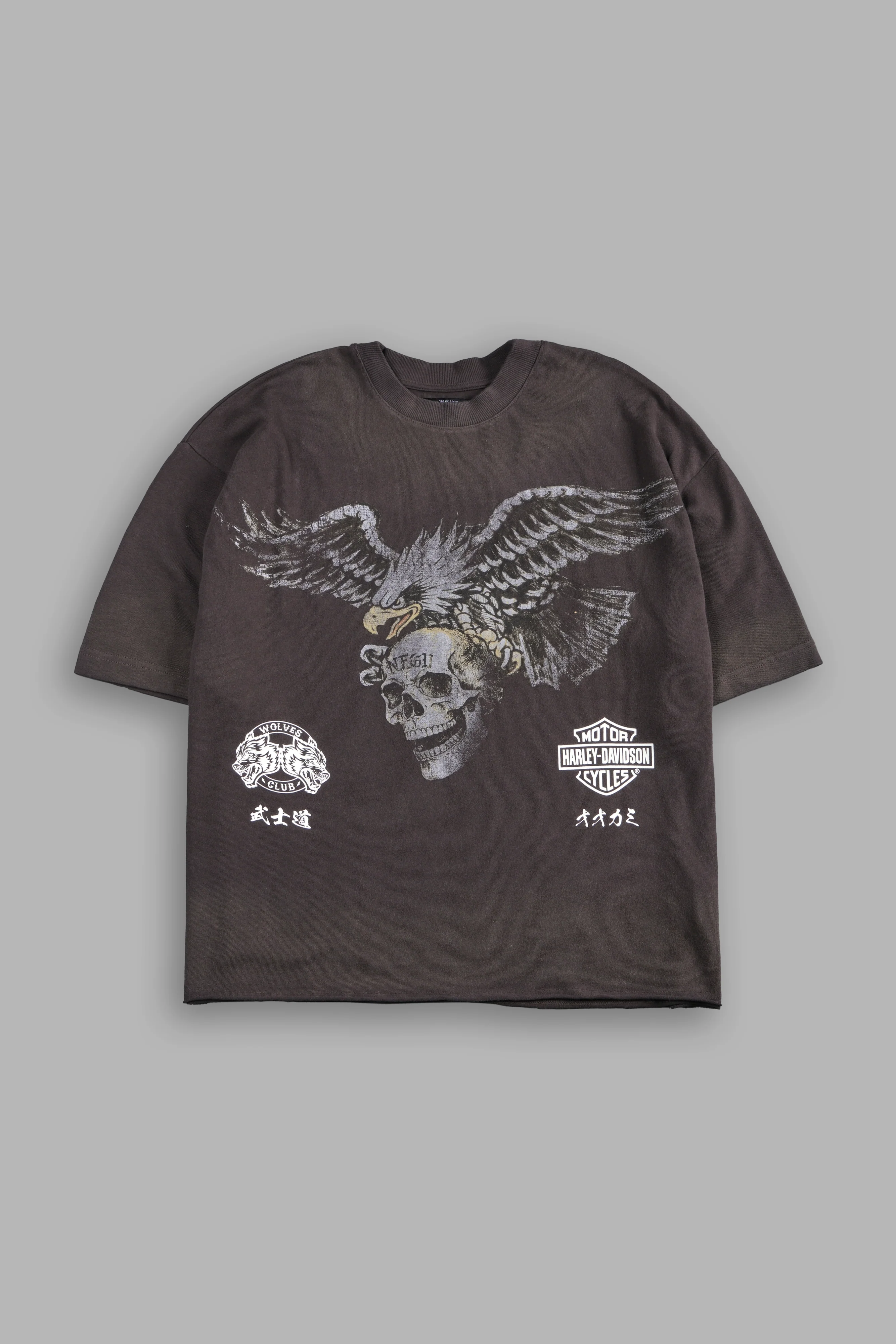 H-D Eagle And Skull Premium Raw Hem Box Cut Tee in Darc Brown Drift Wash