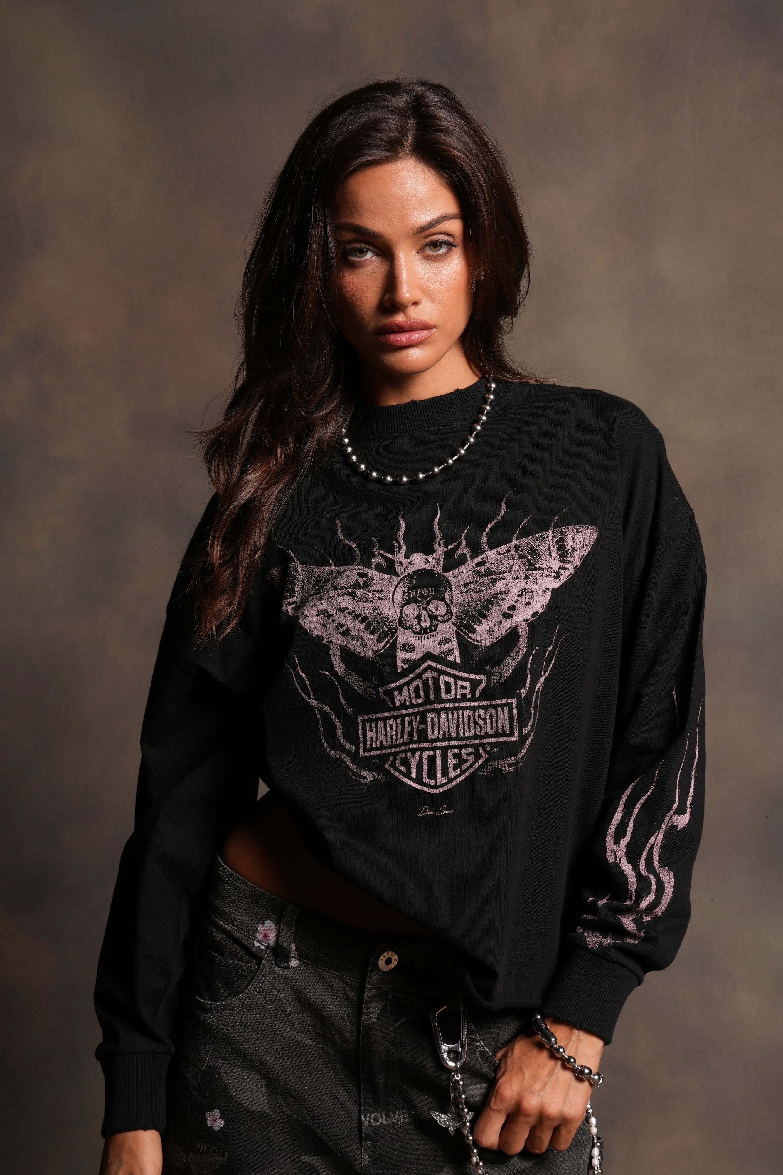 H-D Moth Inferno Distressed Grunge Box Cut Ls Tee in Black - Image 2
