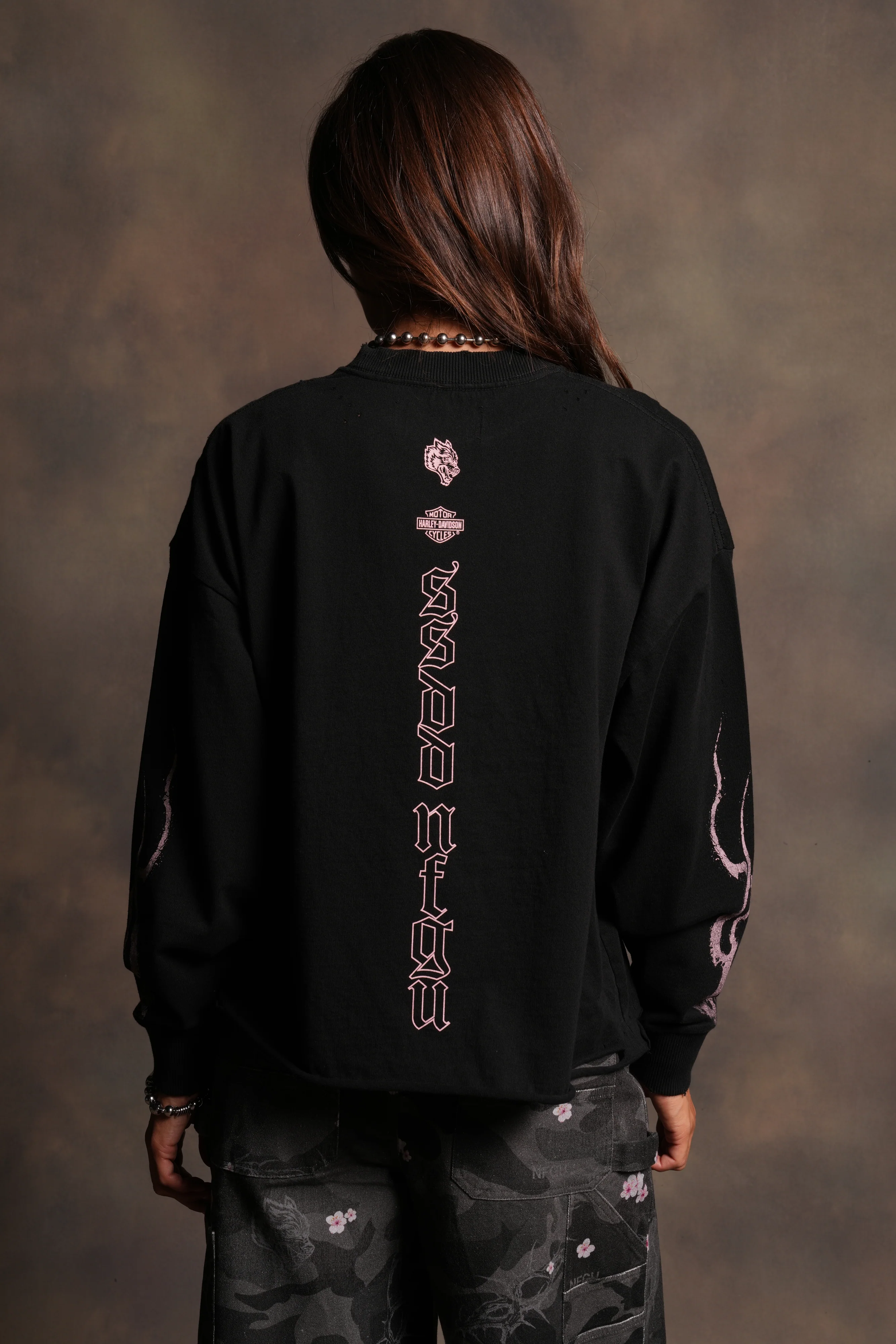 H-D Moth Inferno Distressed Grunge Box Cut Ls Tee in Black - Image 3