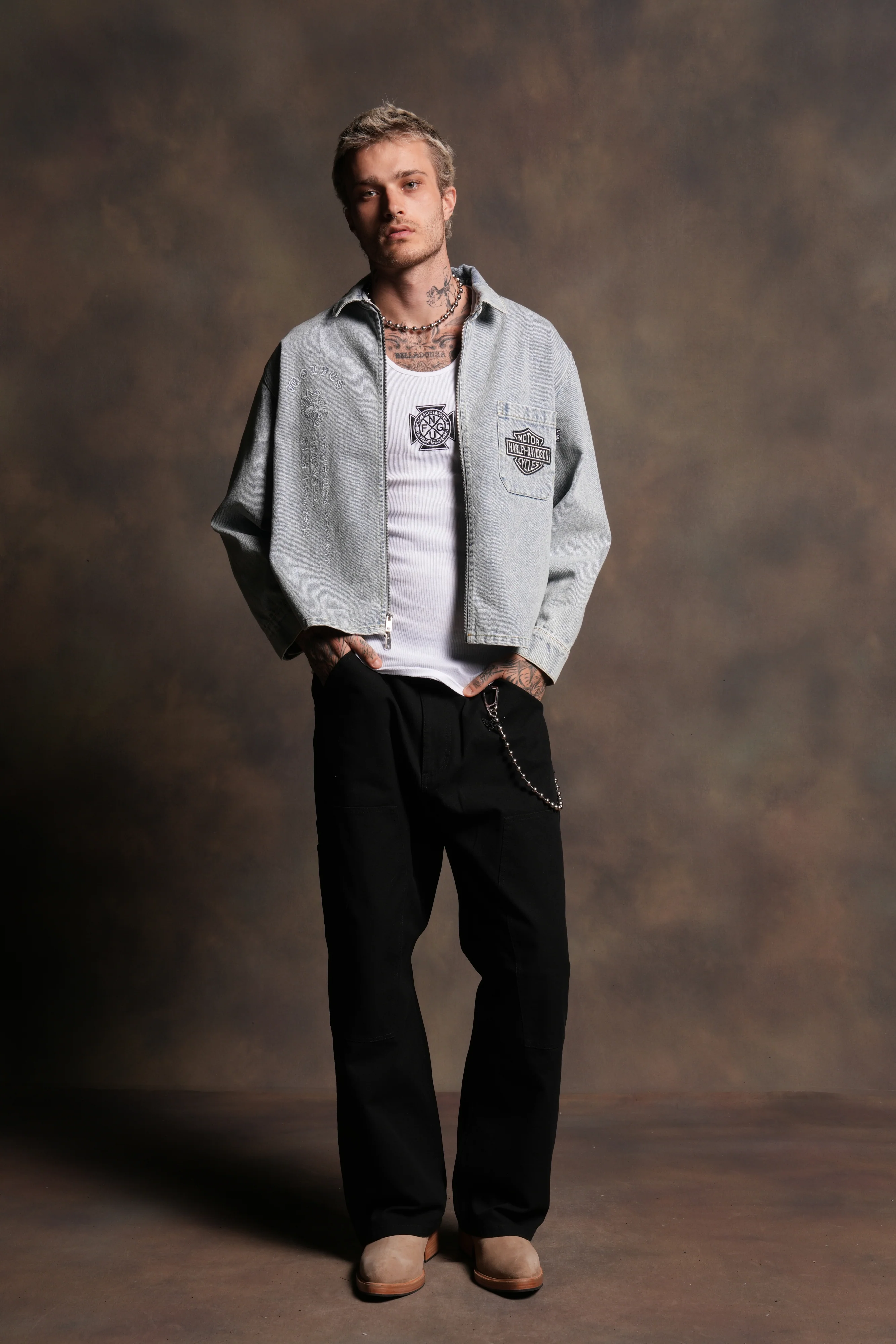 H-D Wolves Inferno Ls Denim Vince Shirt in Light Wash - Image 7
