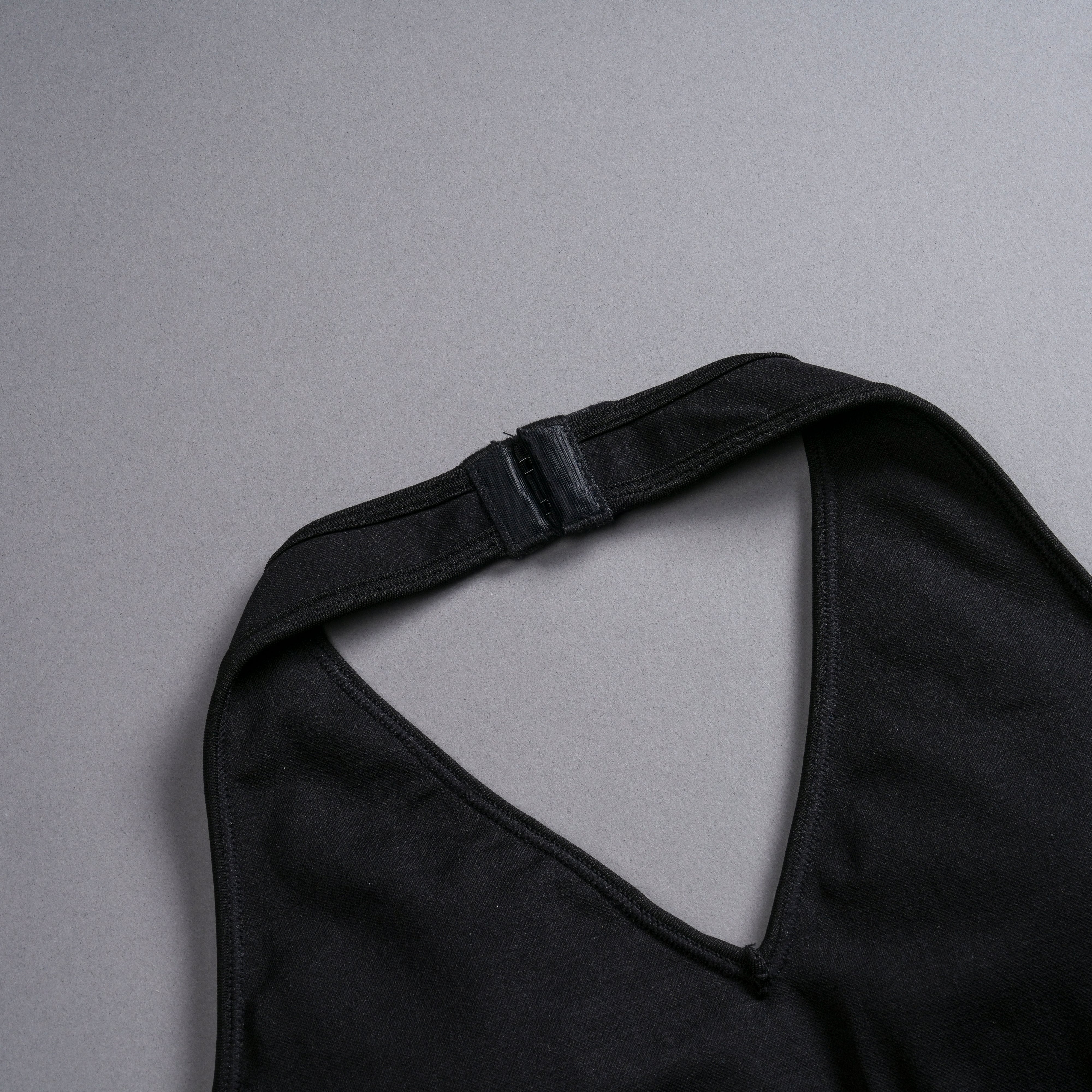 Hardcore "Everson Seamless" Halter Bra in Black - Image 8