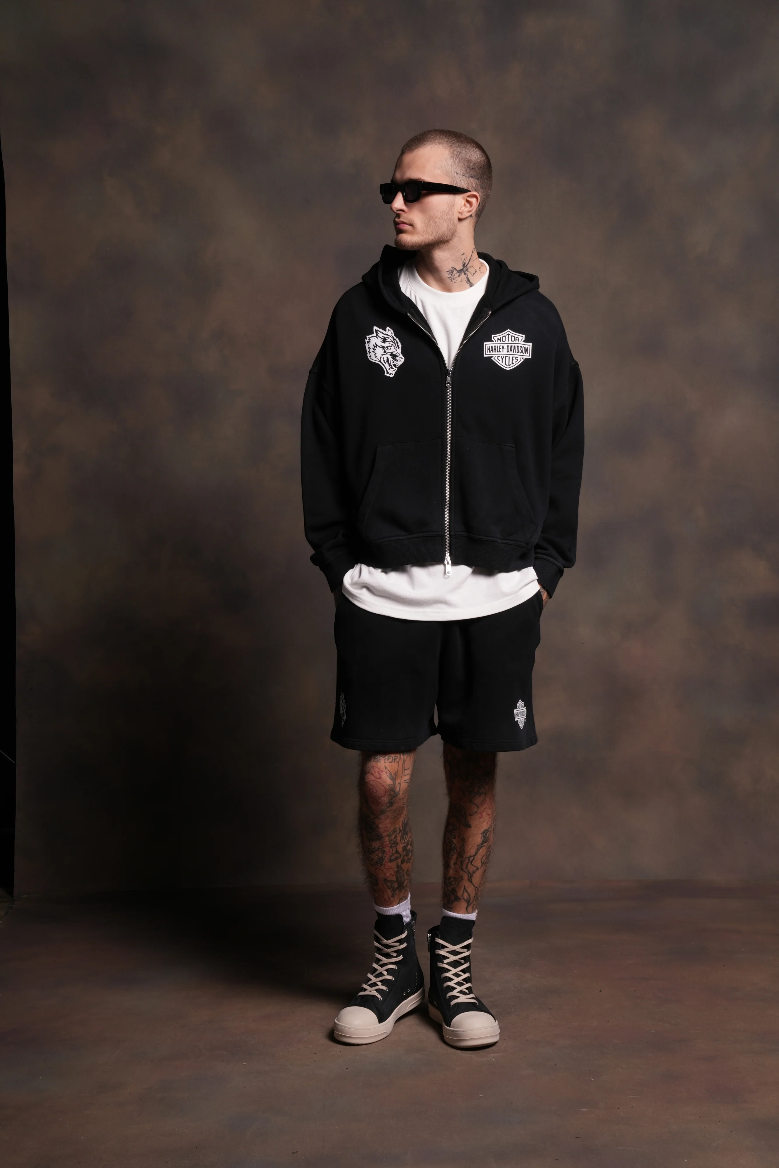 Harley-Davidson Wolves Vex Double Zip Hoodie in Black Drift Wash - Image 5