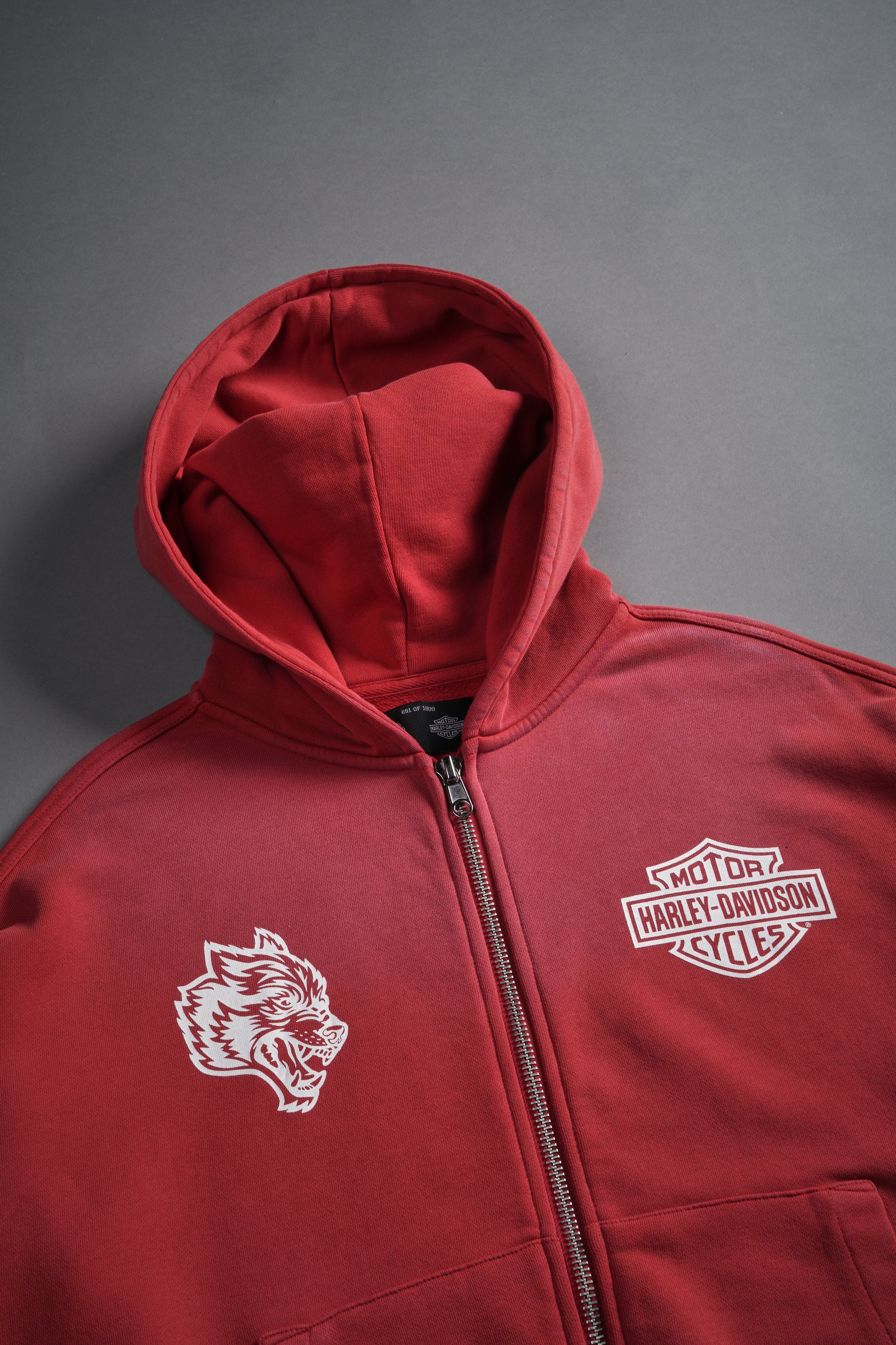 Harley-Davidson Wolves Vex Double Zip Hoodie in Roman Red Drift Wash - Image 9