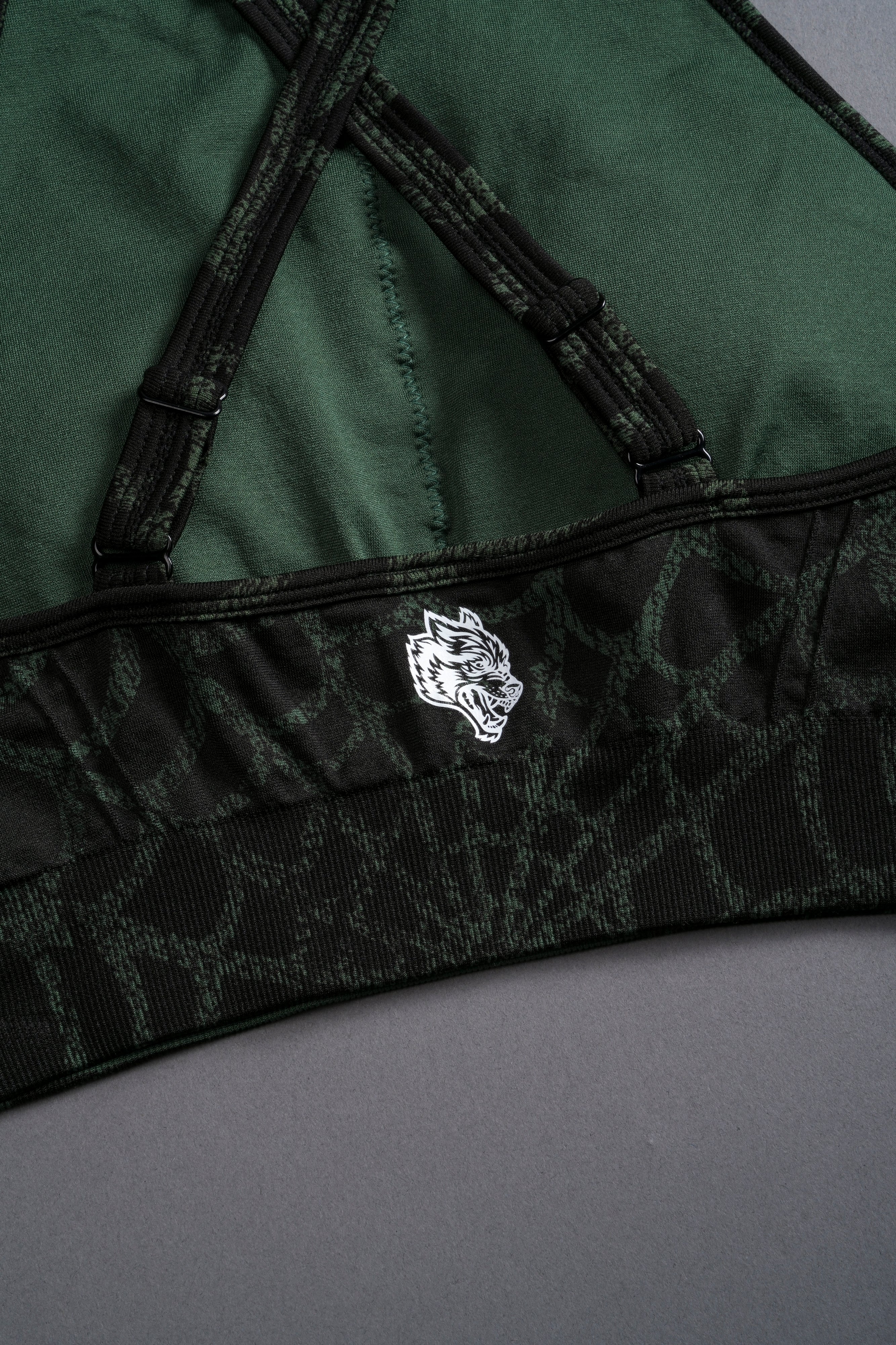 Hesh "Everson Seamless" High Neck Bra in Black/Green Symbiote Web - Image 6