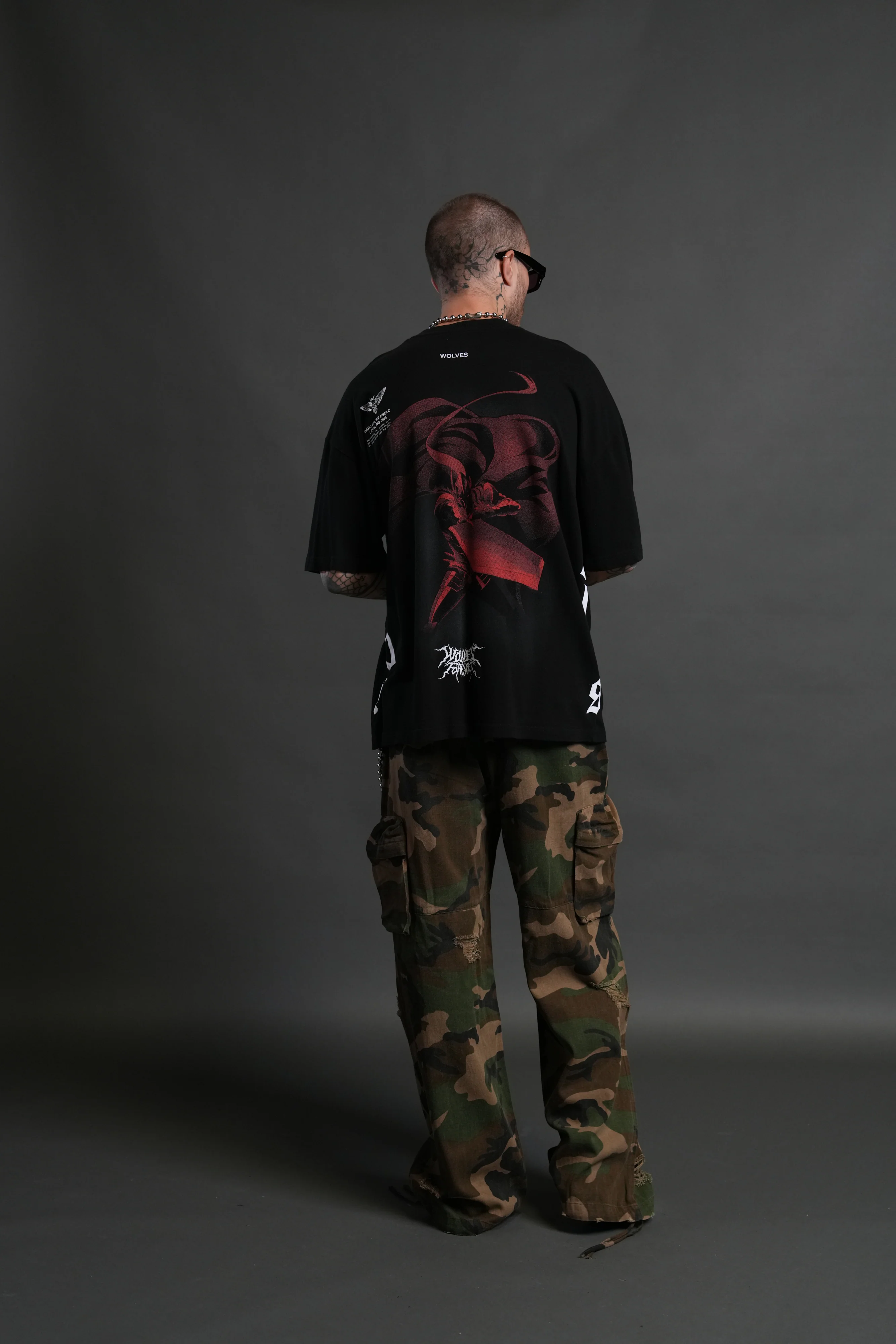 Igris "Side By Side" Series Premium Oversized Tee in Black - Image 6