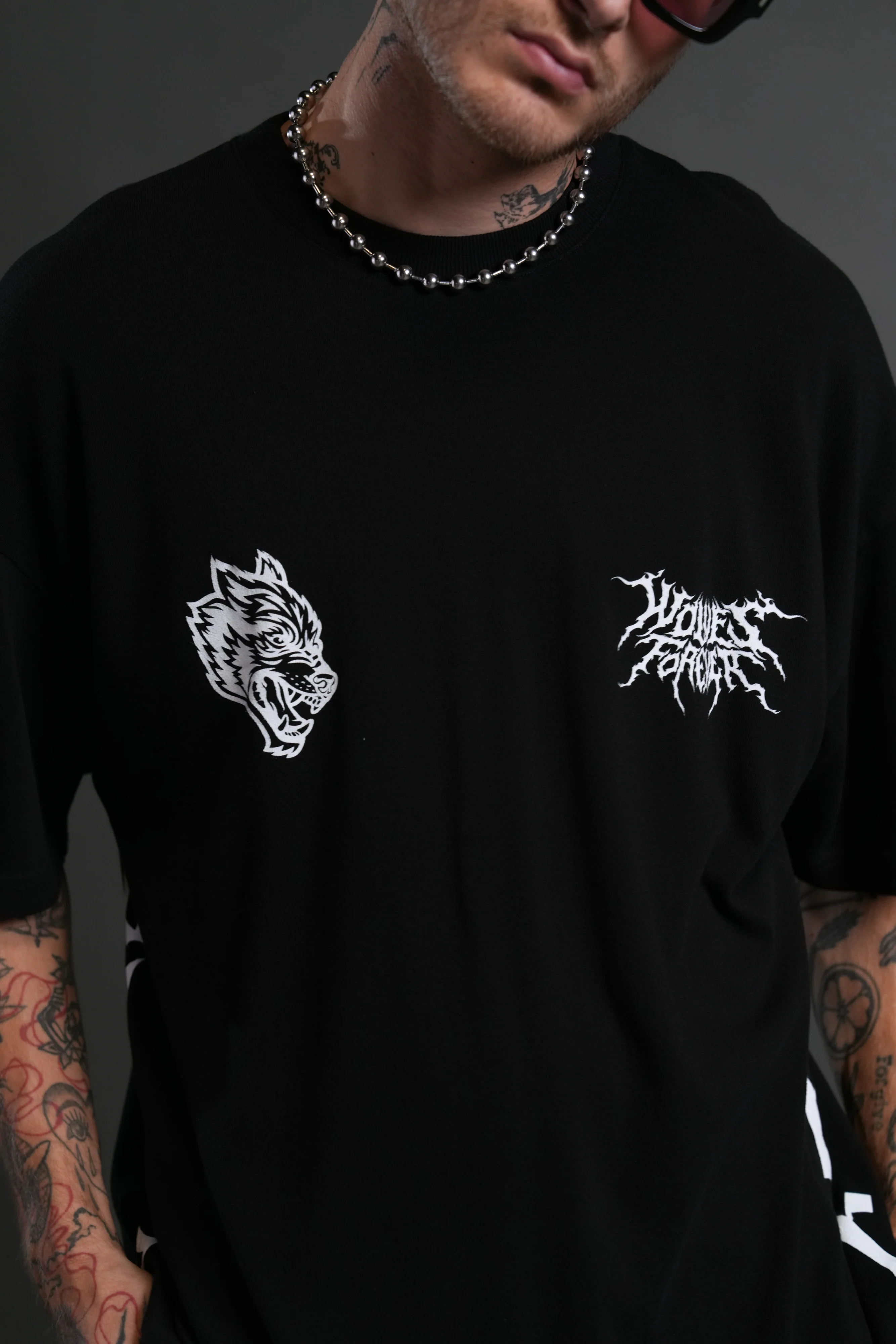 Igris "Side By Side" Series Premium Oversized Tee in Black - Image 7