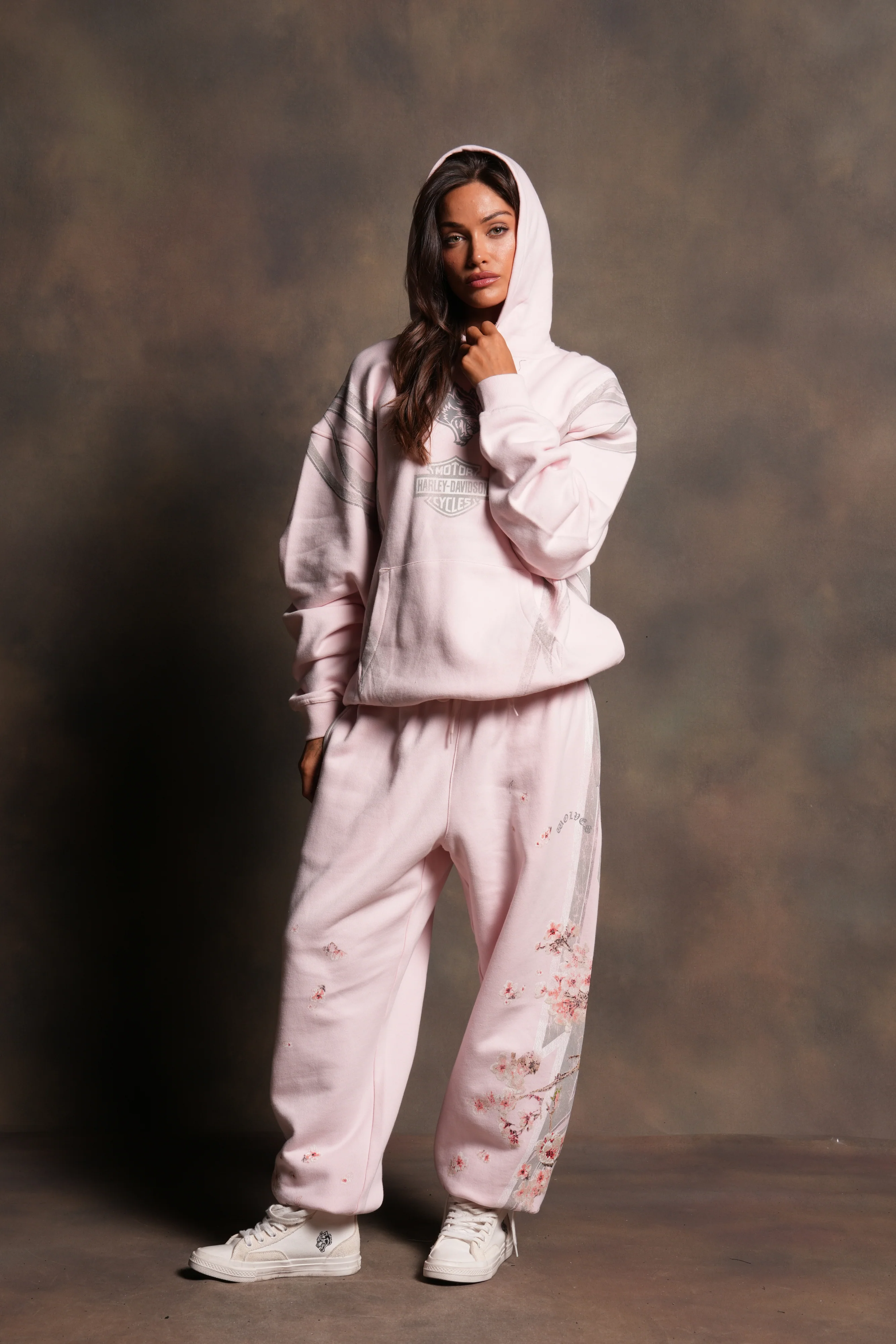 Iron Sakura Lightweight Lounger Sweat Pants in Blush Pink - Image 4