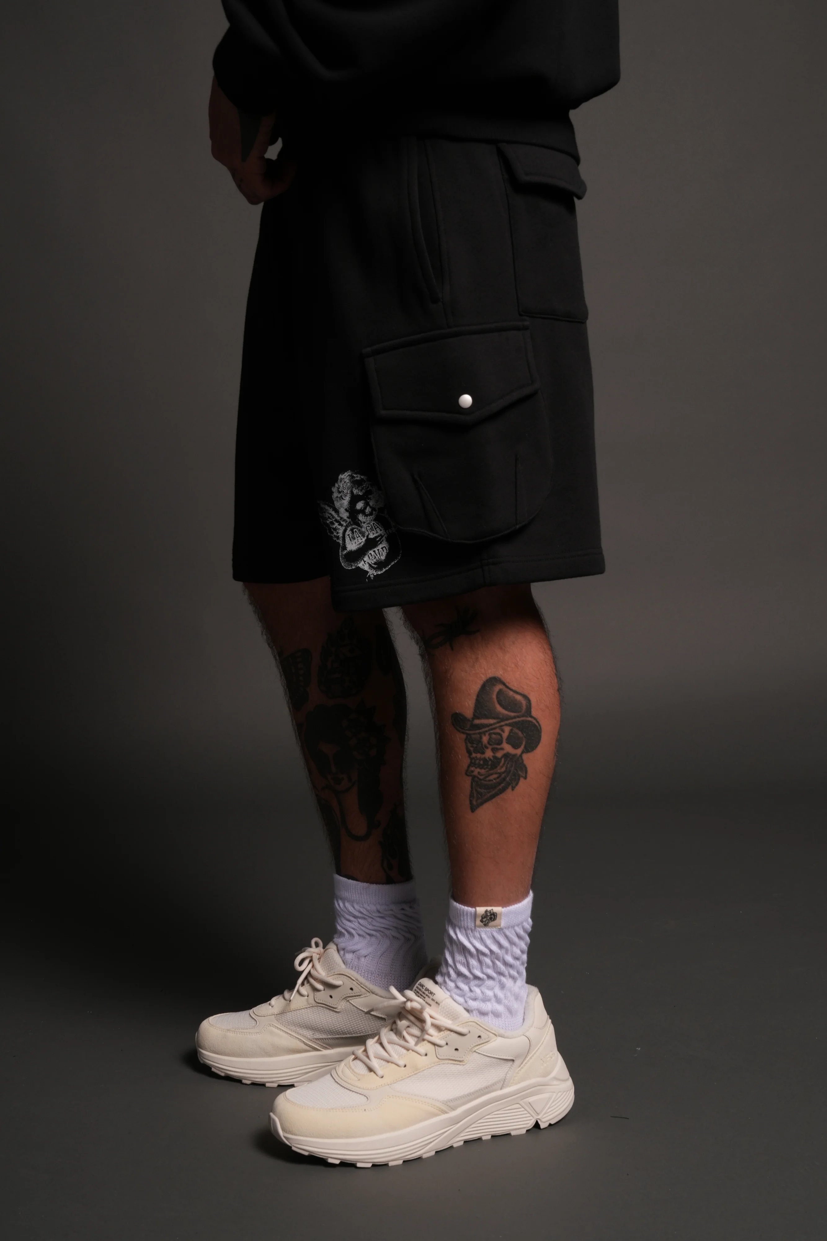 La Ca Frvr Cornell Cargo Sweat Shorts in Black - Image 4