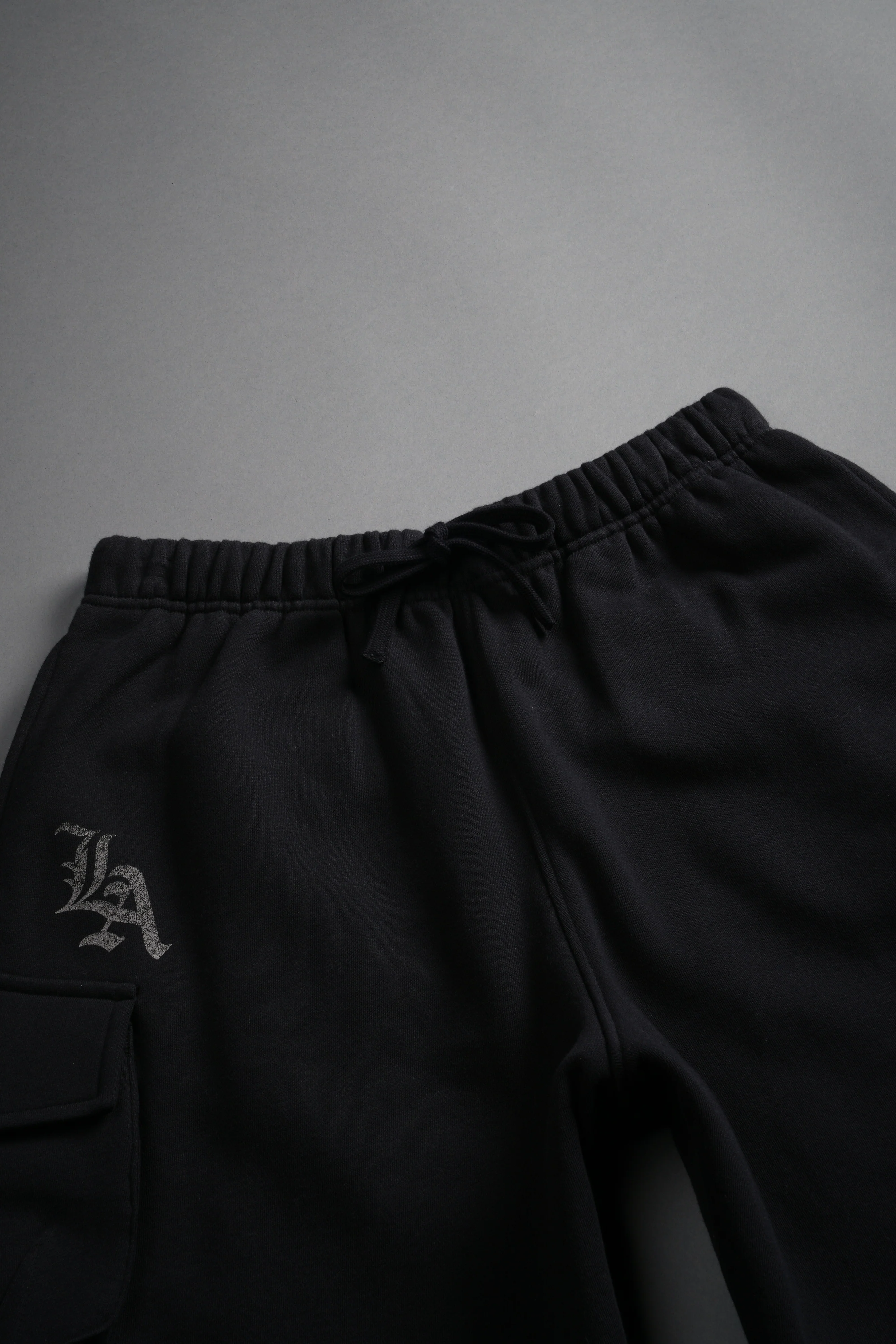La Ca Frvr Cornell Cargo Sweat Shorts in Black - Image 9