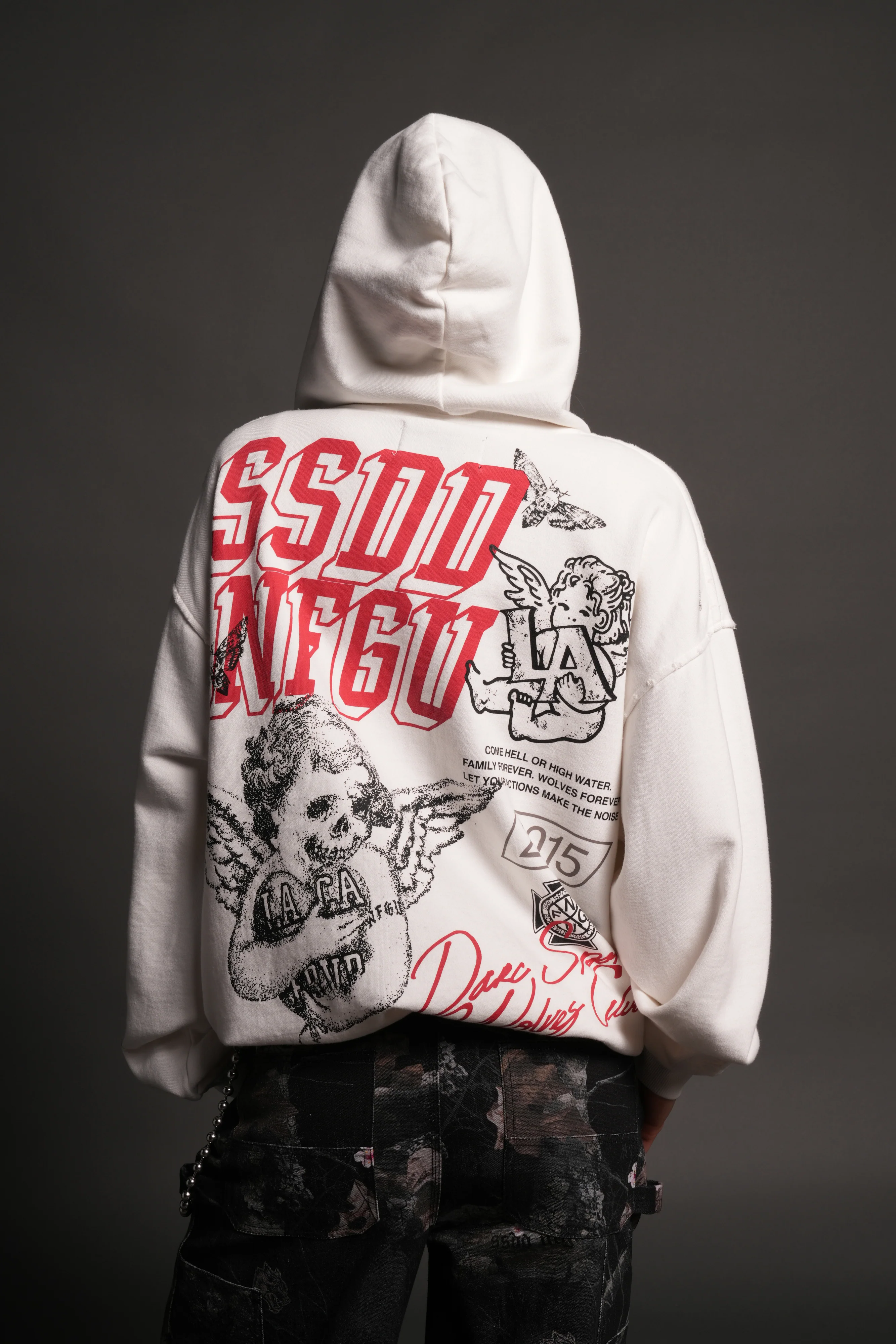 La Ca Frvr Grunge Moatis Zip Hoodie in Cream - Image 9