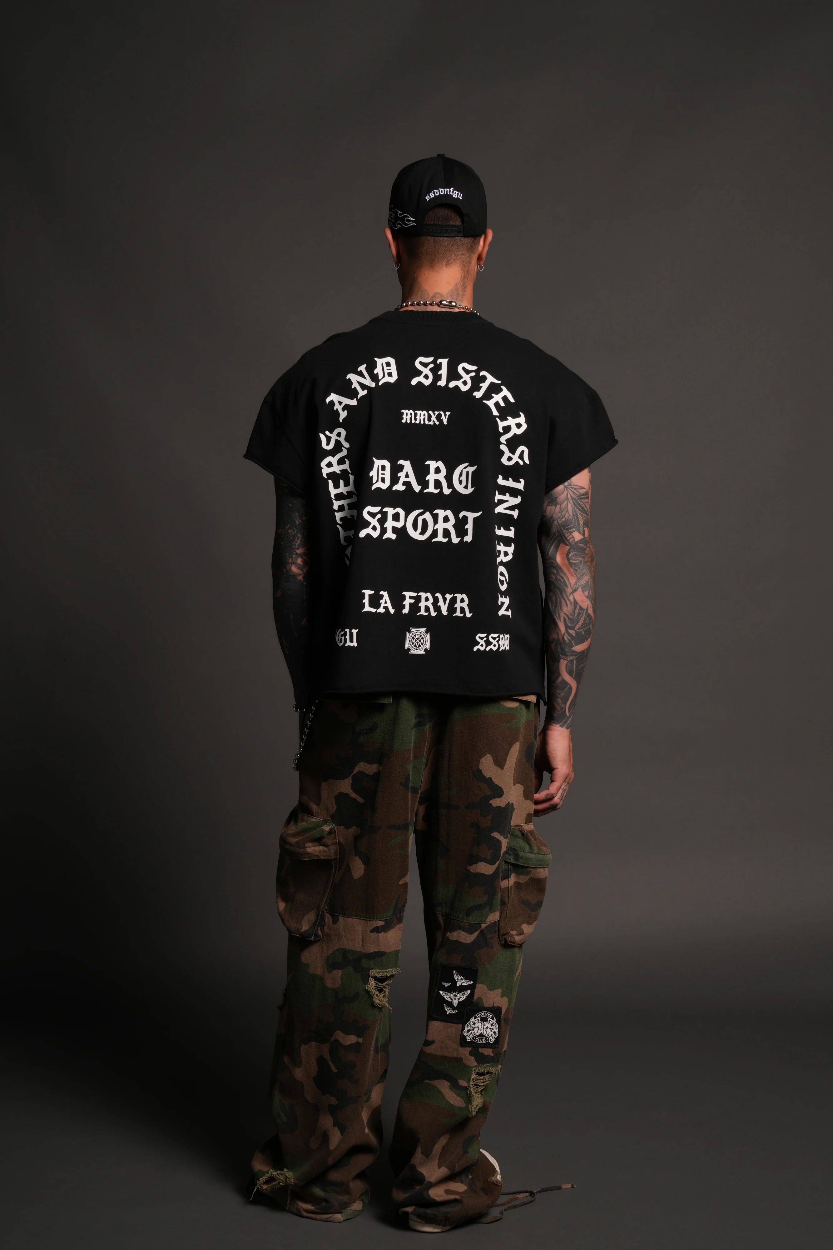 La Cherub Grunge Mid Length Raw Hem Cap Sleeve Tee in Black - Image 6