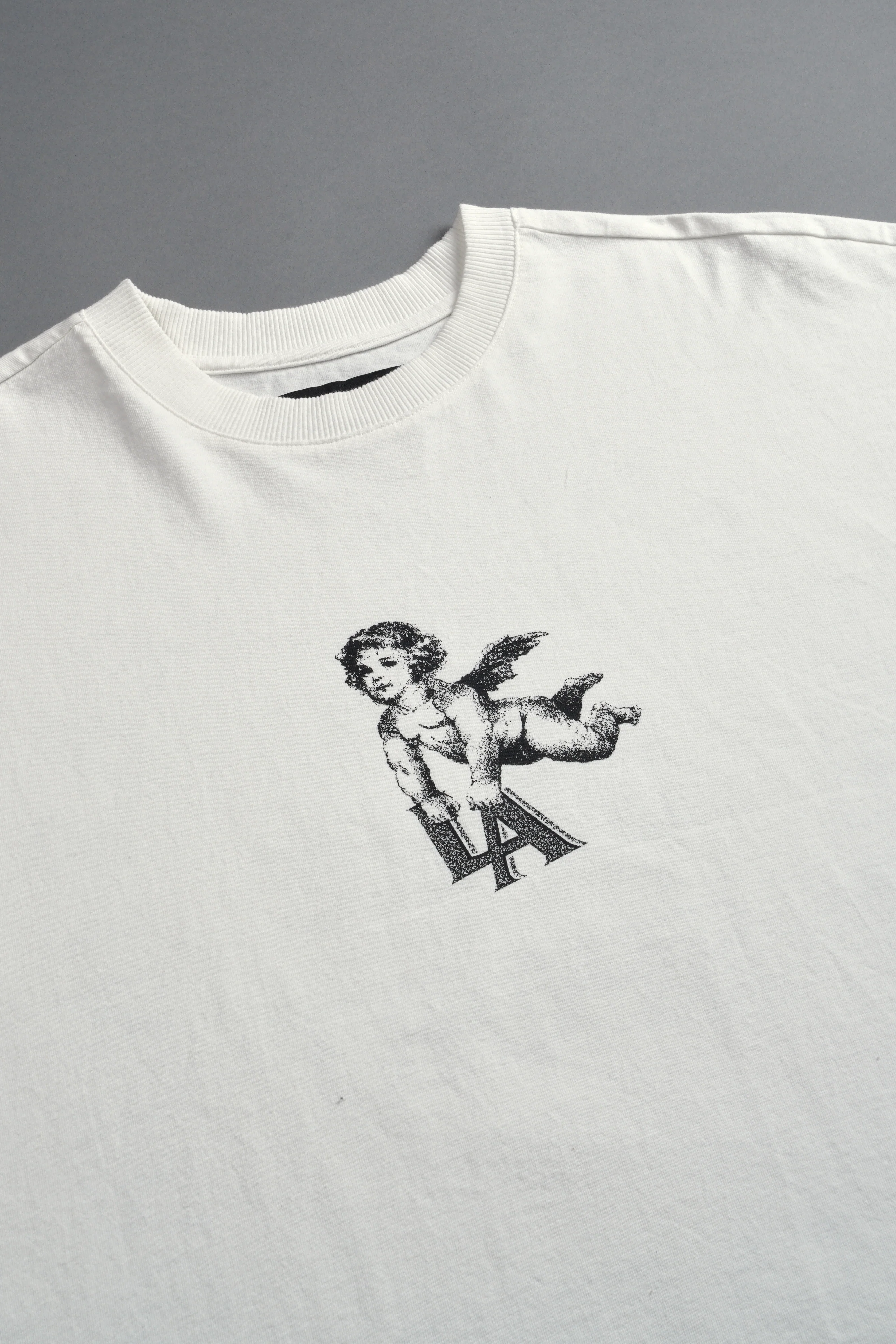 La Cherub Grunge Mid Length Raw Hem Cap Sleeve Tee in Cream - Image 7