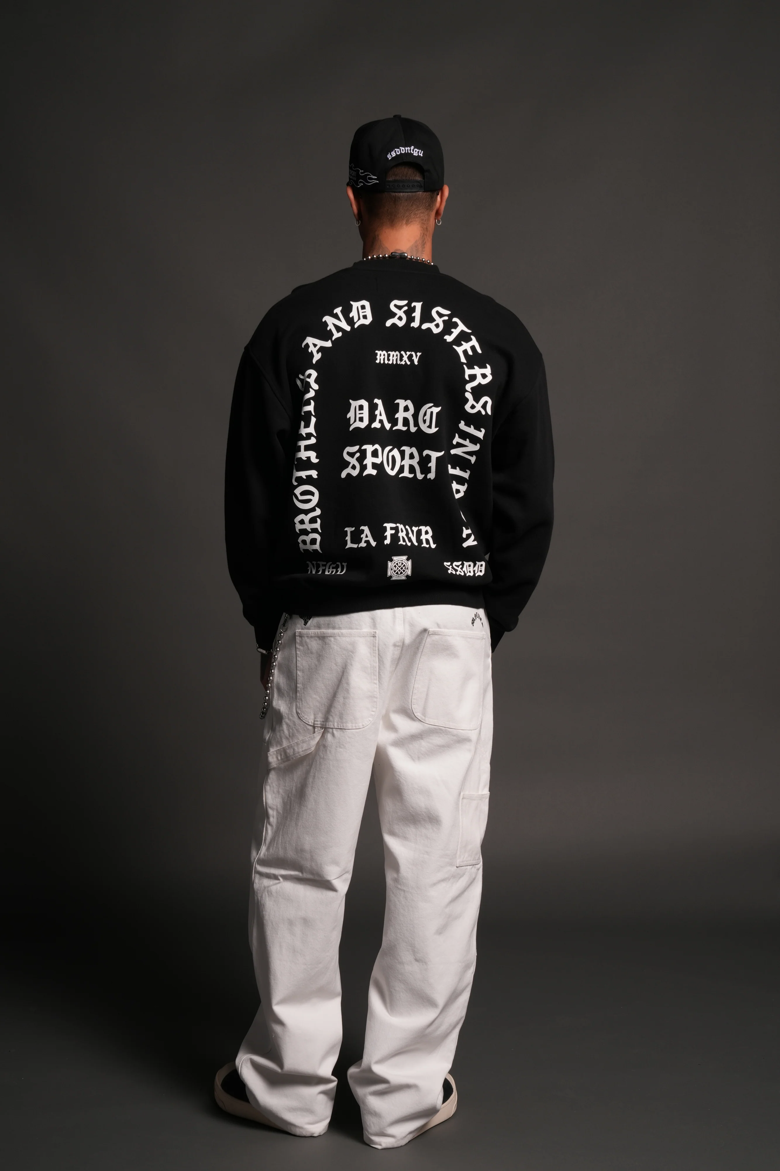 La Cherub London Crewneck in Black - Image 6