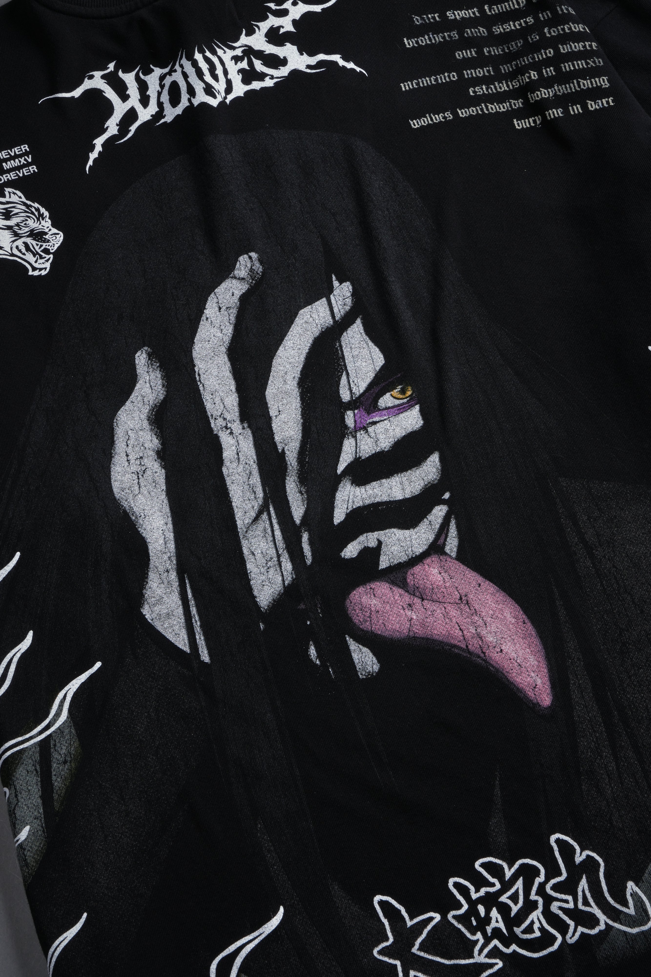 Live Forever Premium Oversized Tee in Black - Image 6