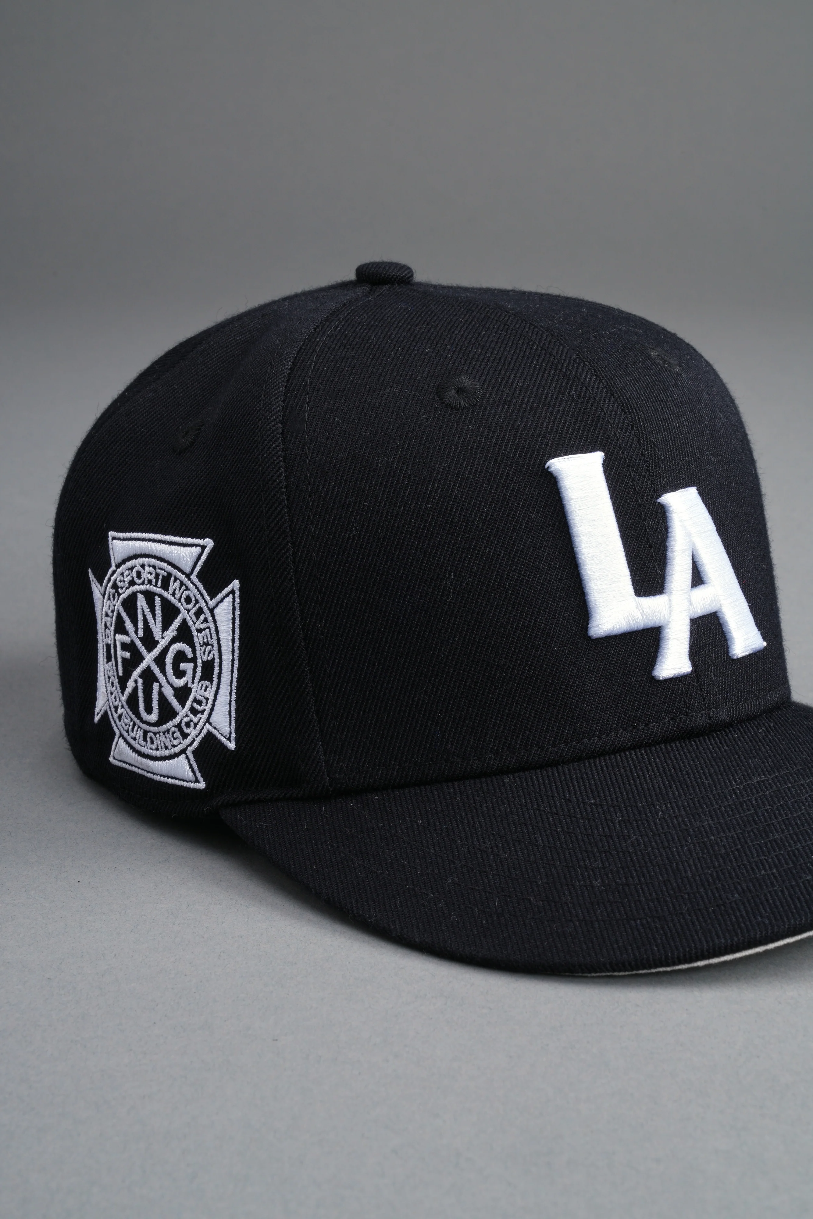 Los Angeles Forever Fitted Cap in Black - Image 12