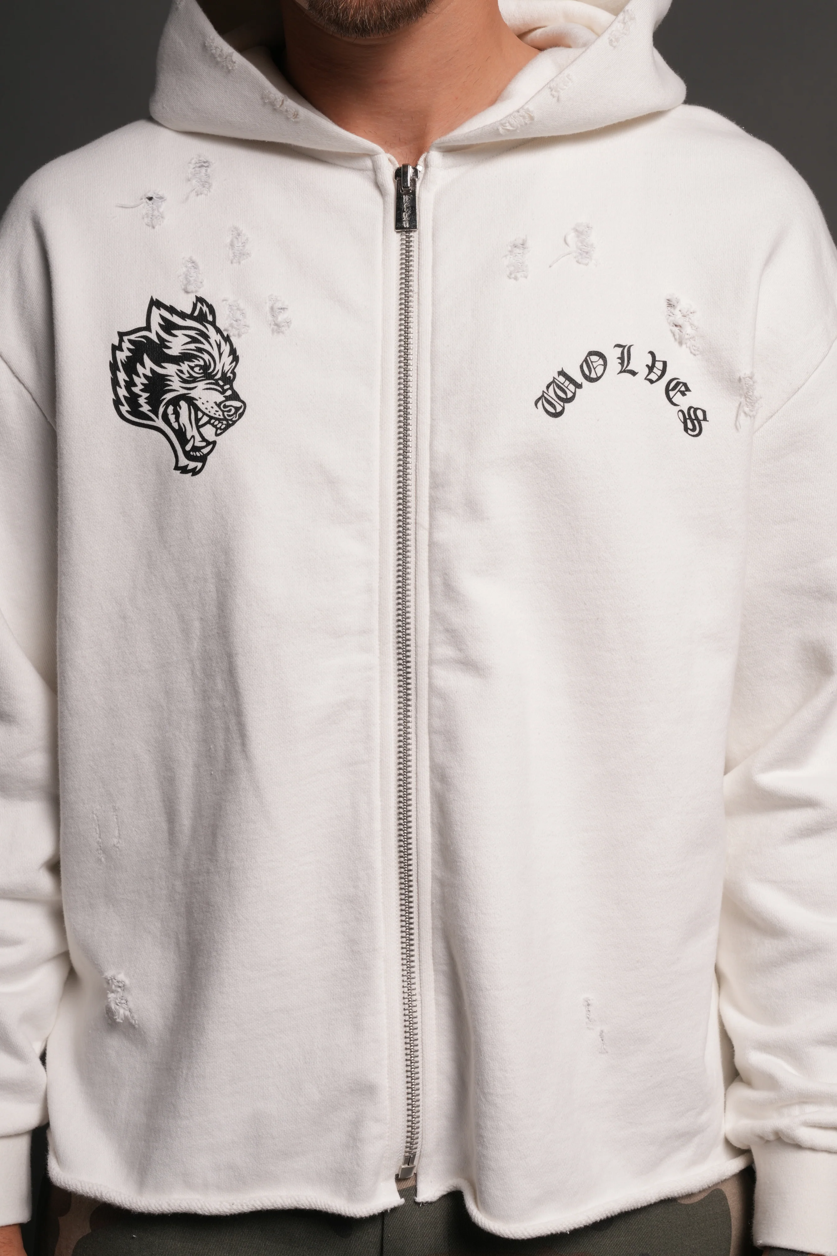 Los Cherub Distressed Grunge Mid Length Raw Hem Zip Hoodie in Cream - Image 7
