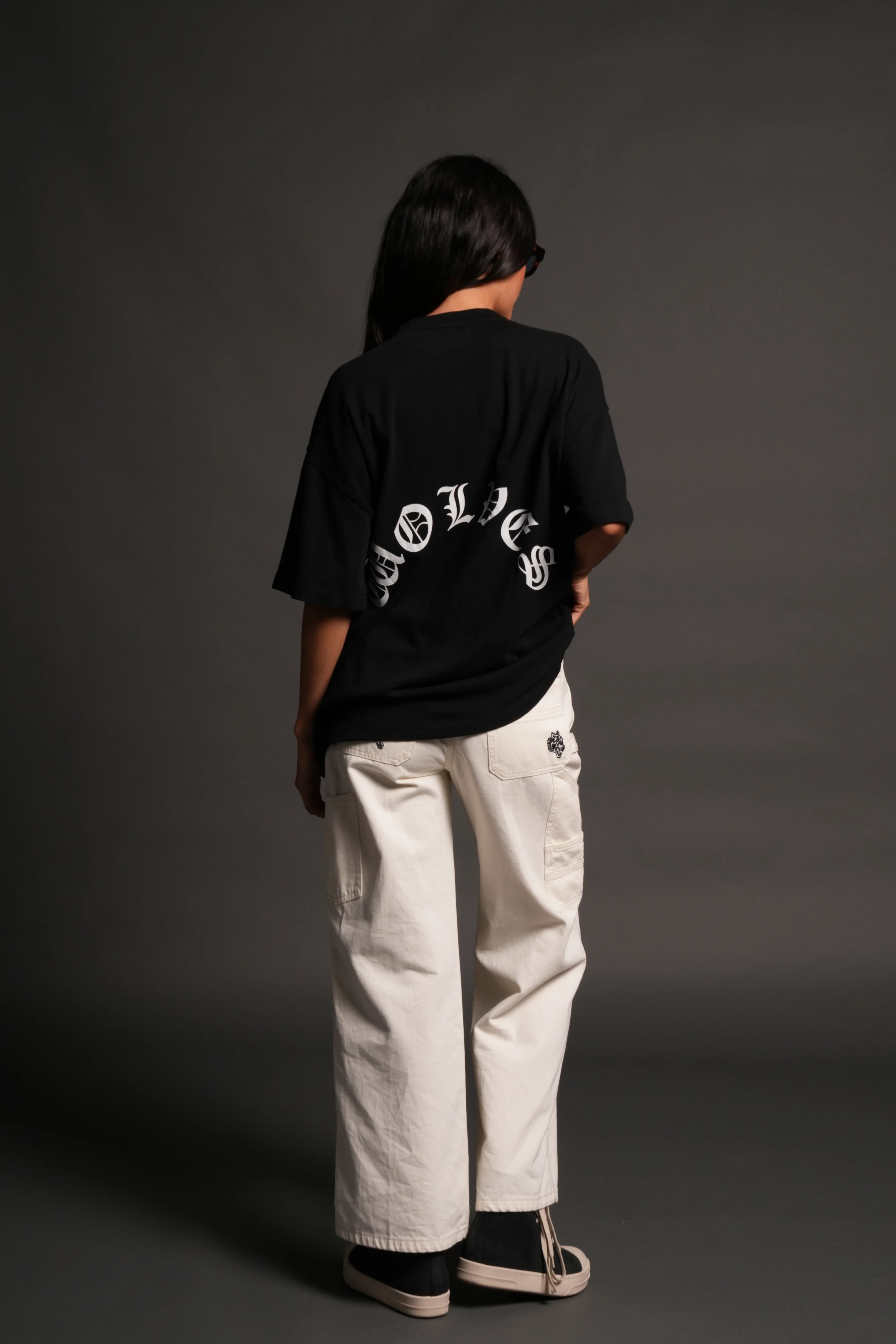 Los Cherub Premium Oversized Tee in Black - Image 12