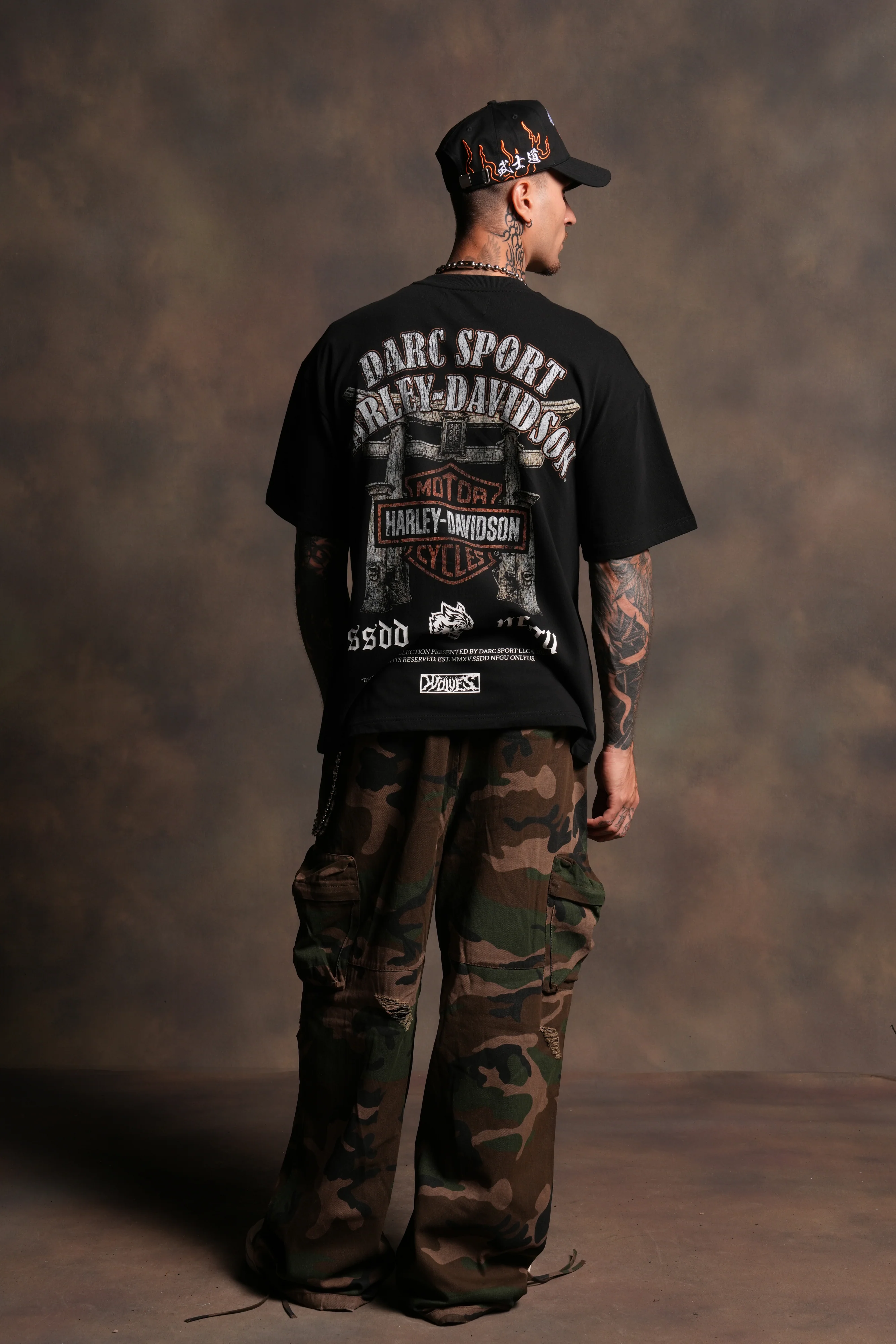 Mori Blossom Premium Tee in Black - Image 7