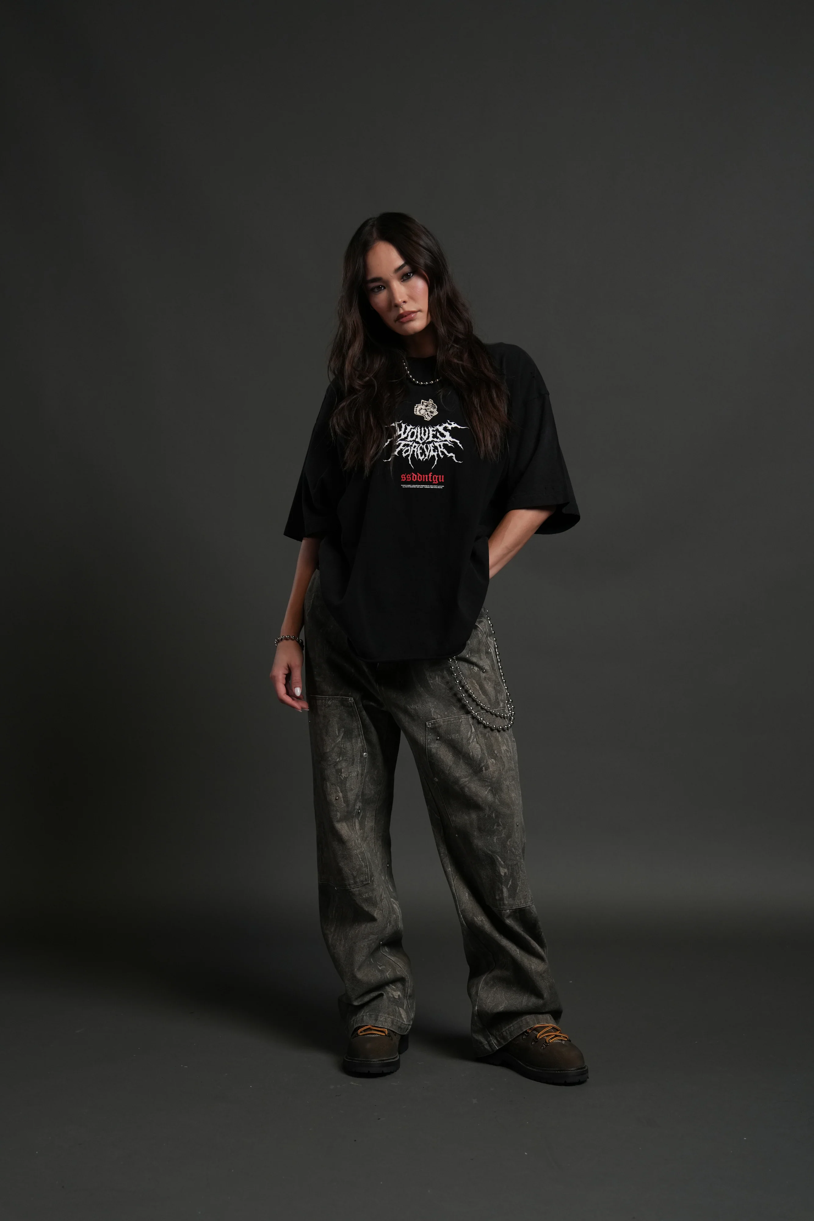 Mori Rose Distressed Grunge Tee in Black Drift Wash - Image 11