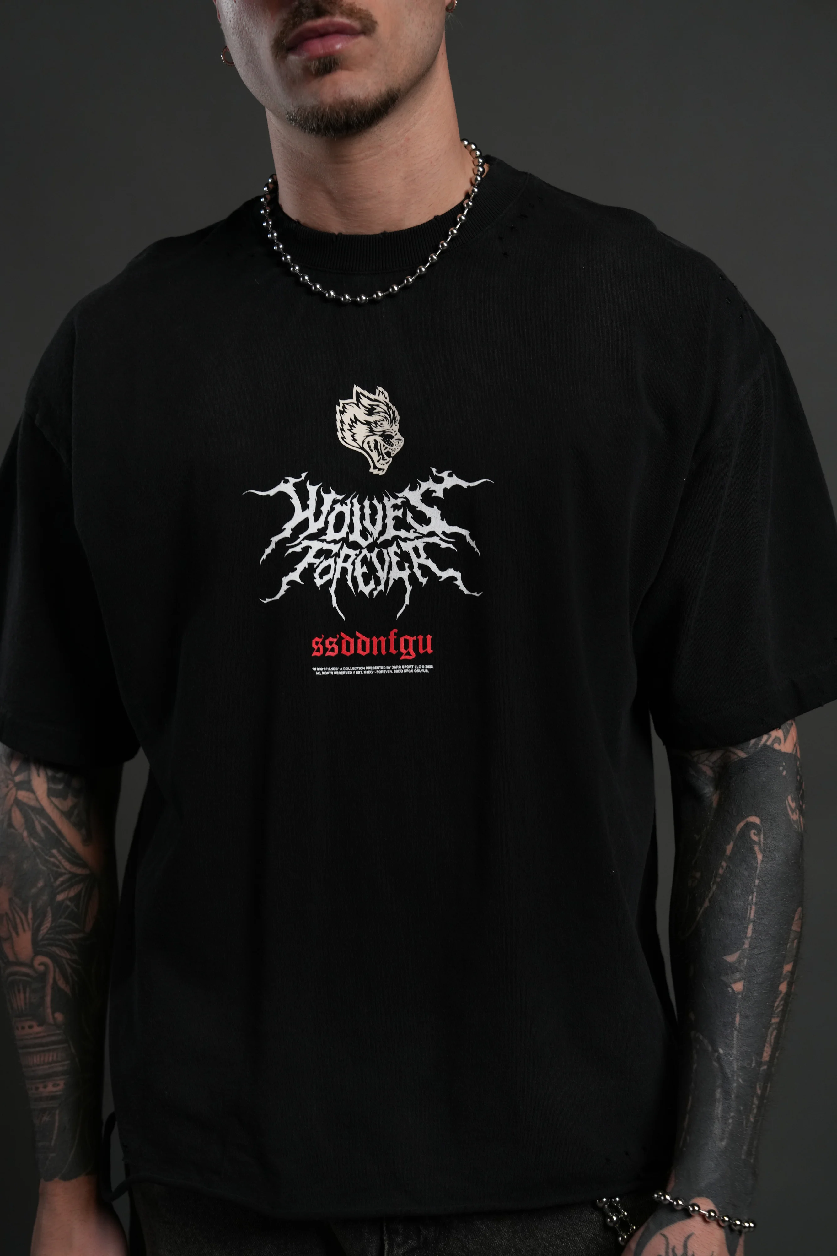 Mori Rose Distressed Grunge Tee in Black Drift Wash - Image 7