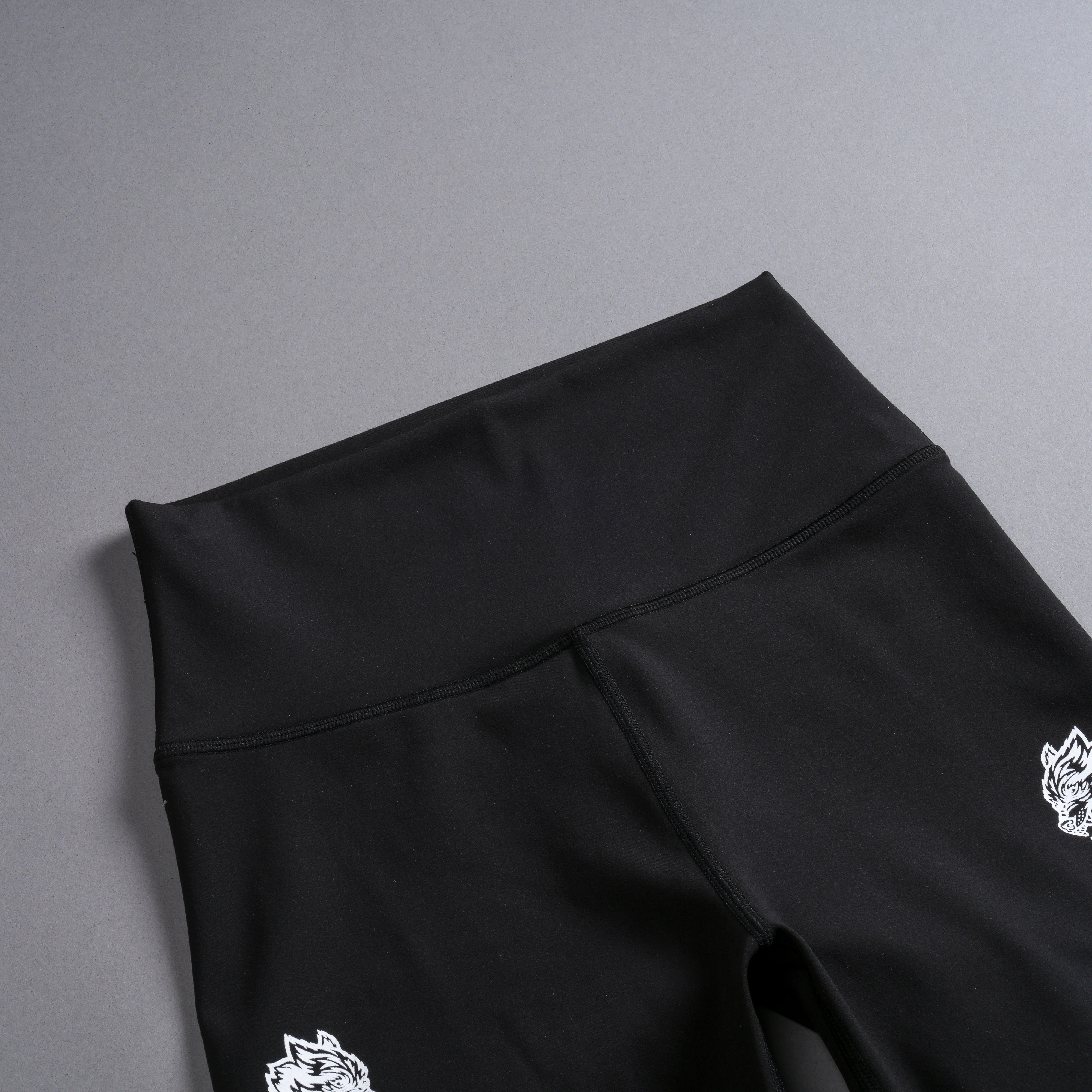 Quad Wolf Energy Training Shorts in Black - Image 10