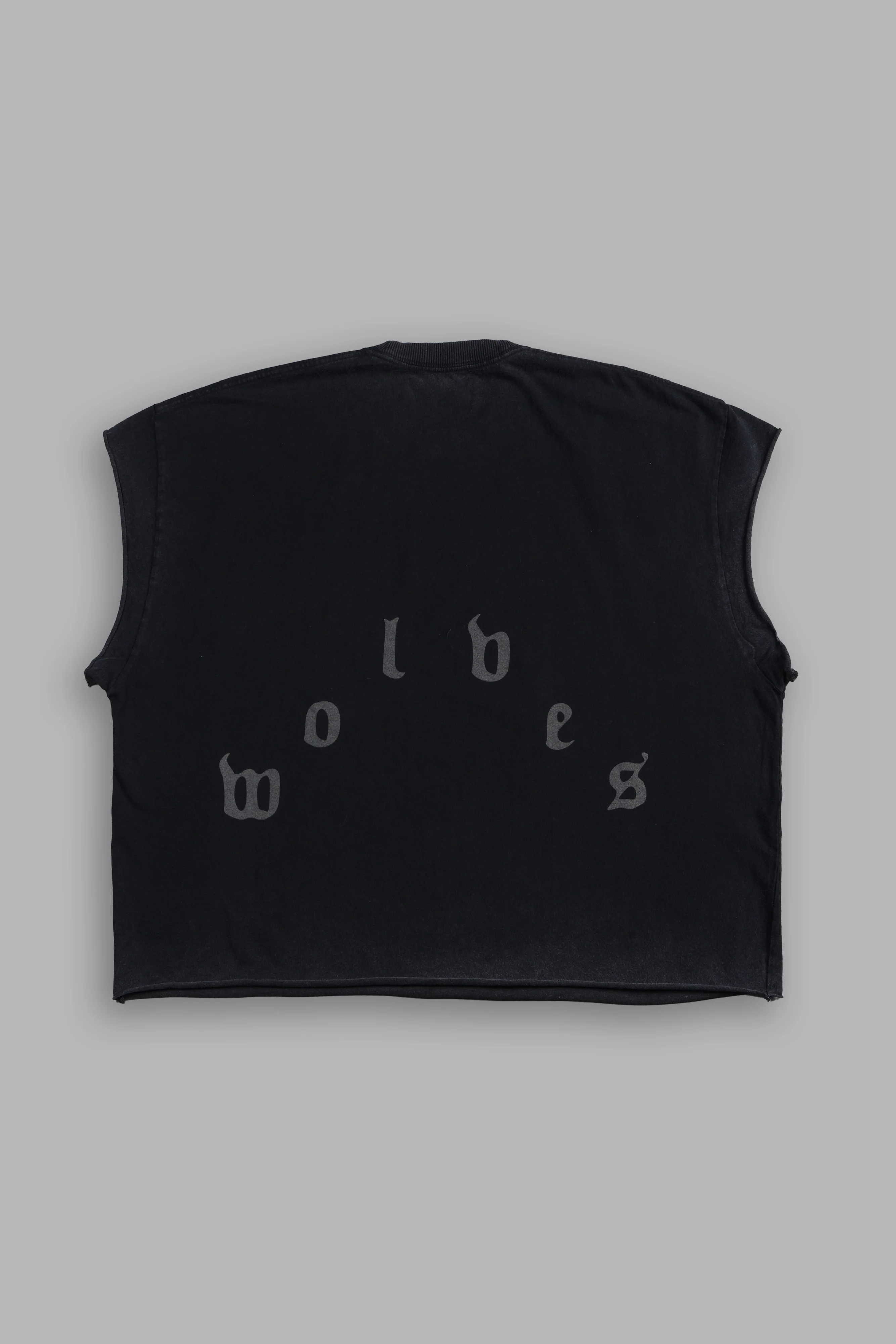 Real Steel Grunge Mid Length Raw Hem Cap Sleeve Tee in Washed Black - Image 2