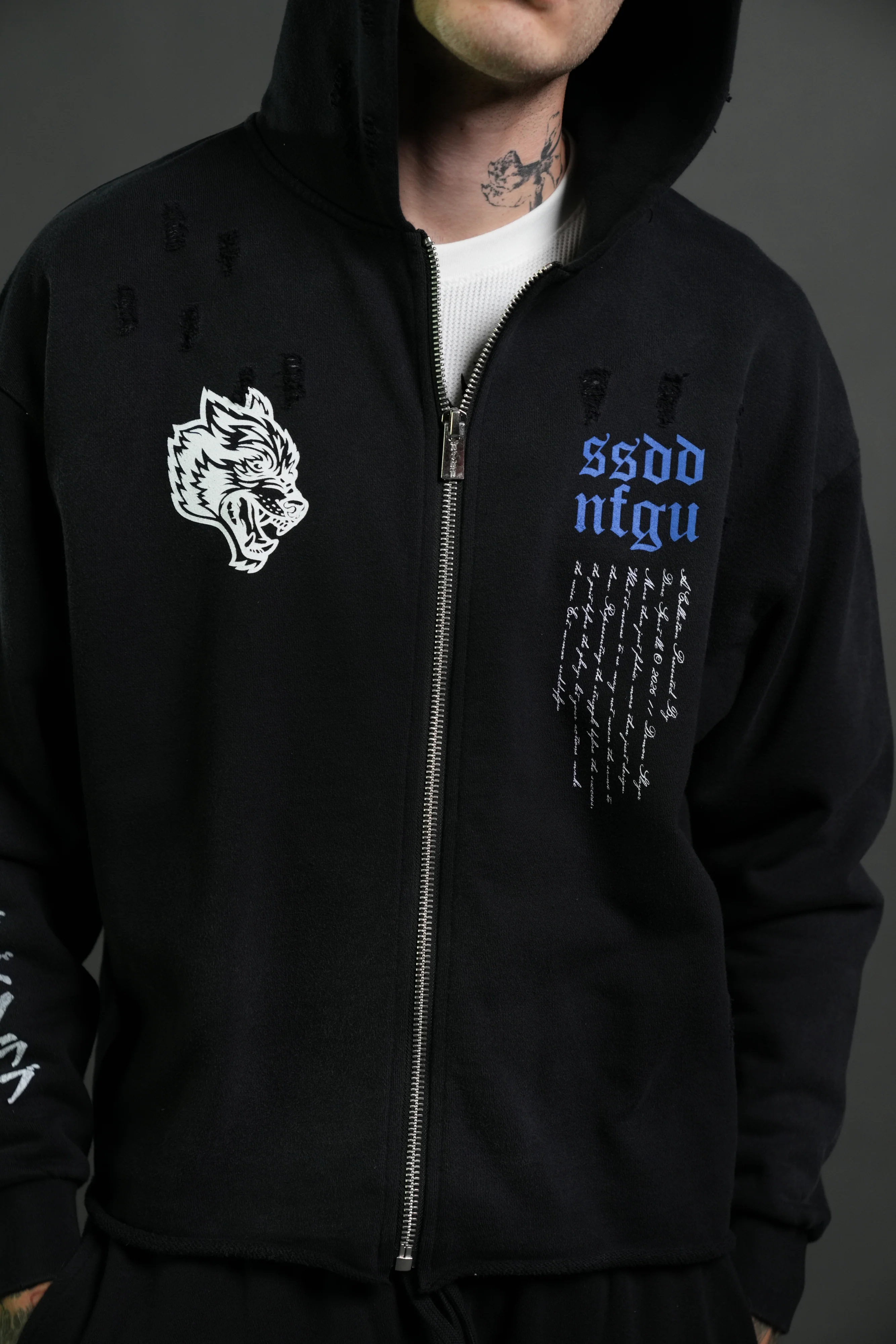 Relentless Distressed Grunge Mid Length Raw Hem Zip Hoodie in Black Sun Fade - Image 7